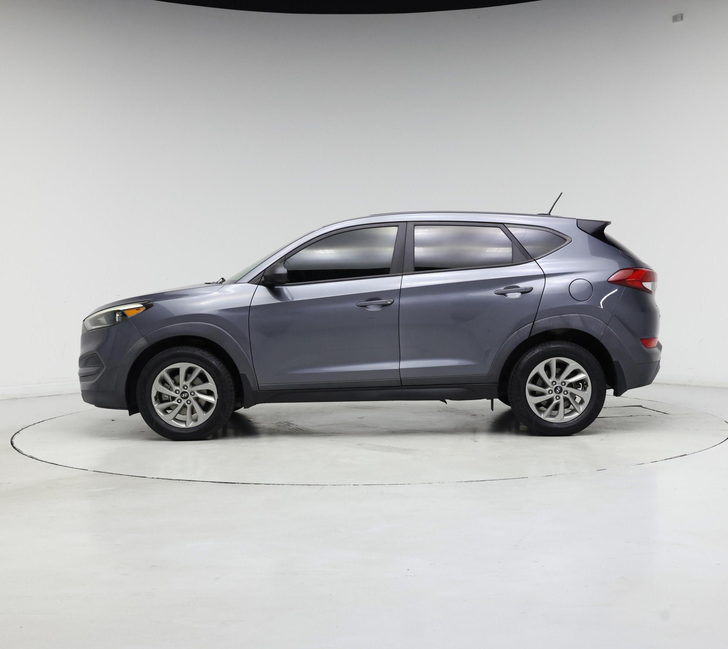 Thumbnail: 2017 Hyundai Tucson - 3