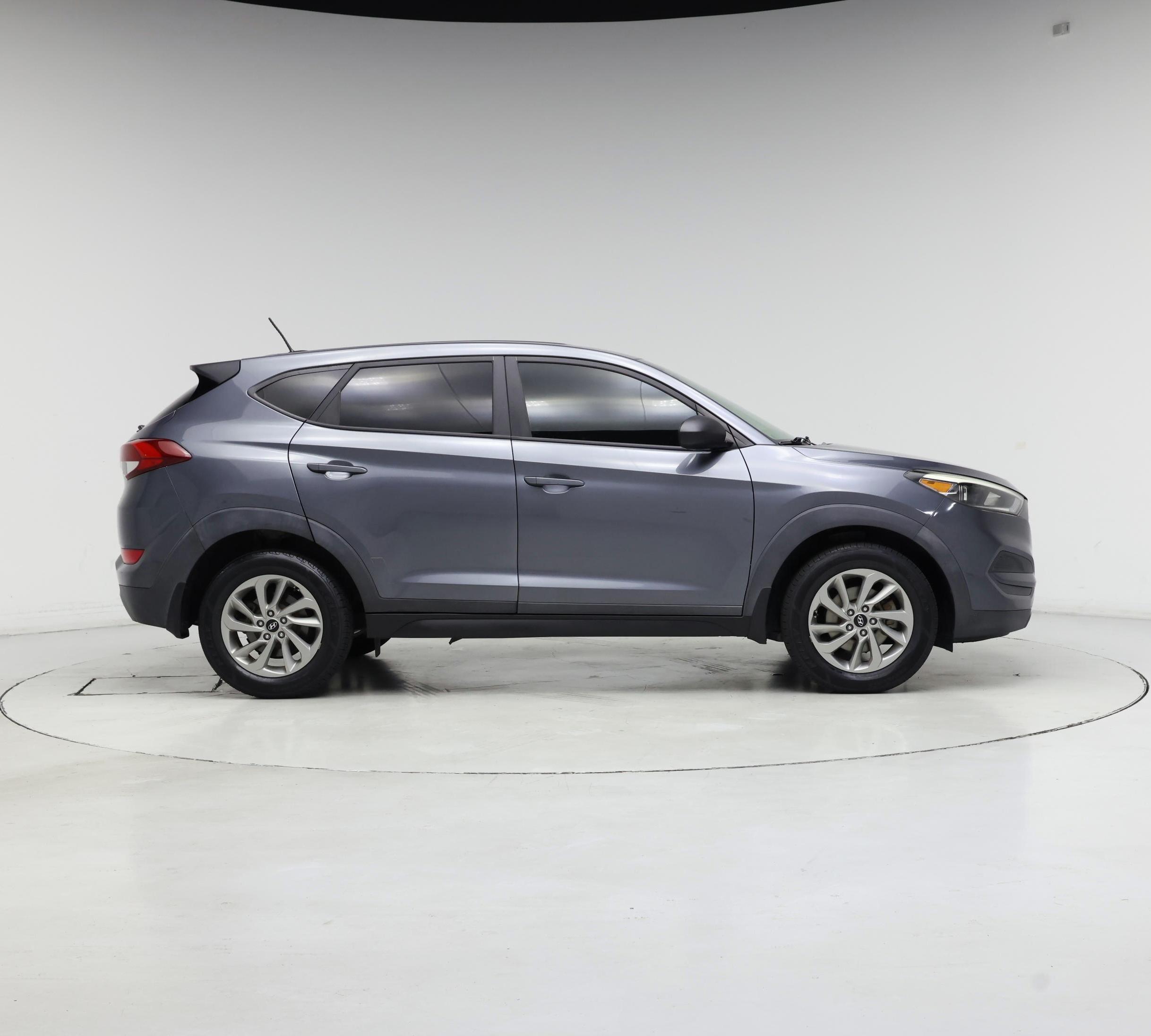 Thumbnail: 2017 Hyundai Tucson - 7