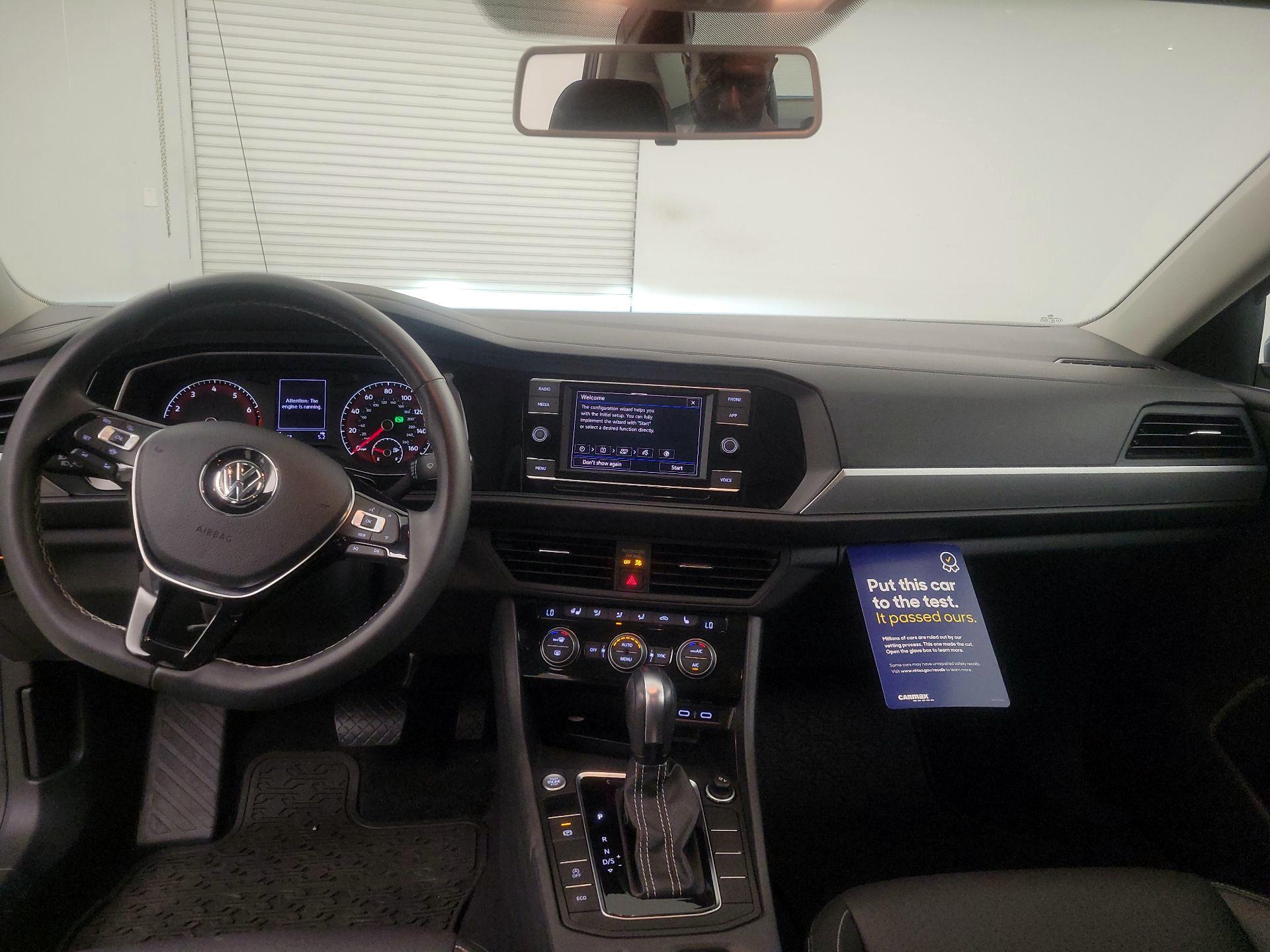 Thumbnail: 2021 Volkswagen Jetta - 9