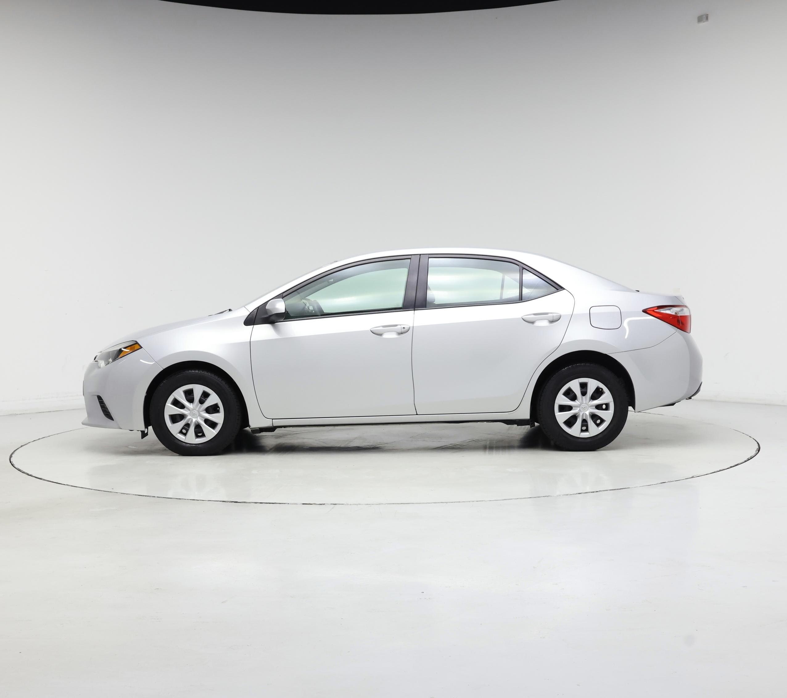 Thumbnail: 2016 Toyota Corolla - 3