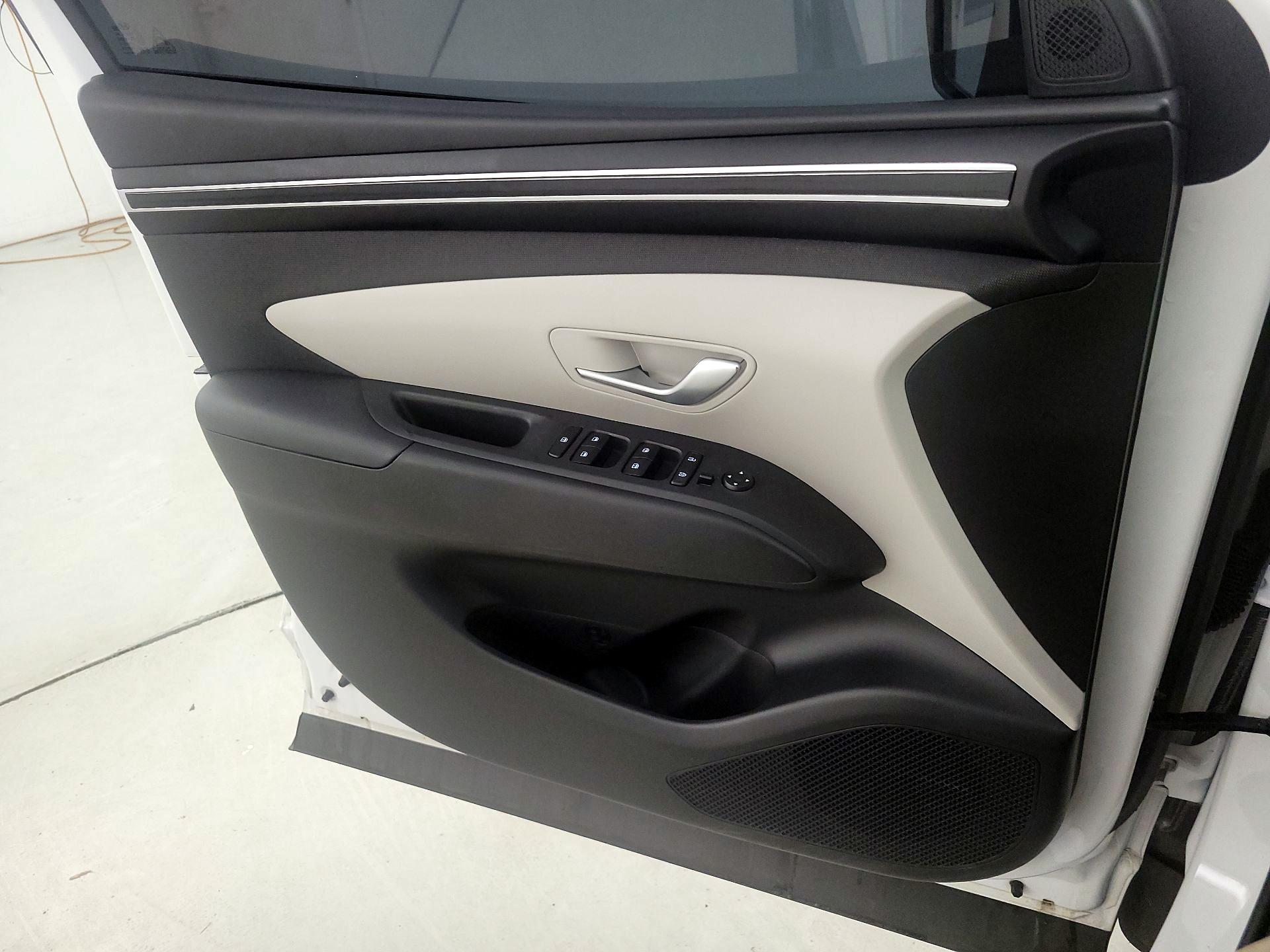 Thumbnail: 2024 Hyundai Tucson - 12