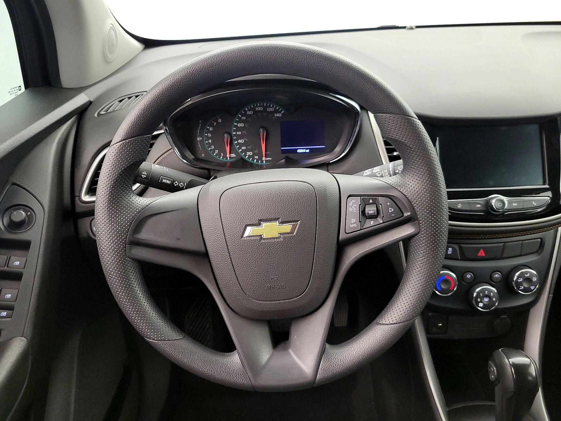Thumbnail: 2020 Chevrolet Trax - 10