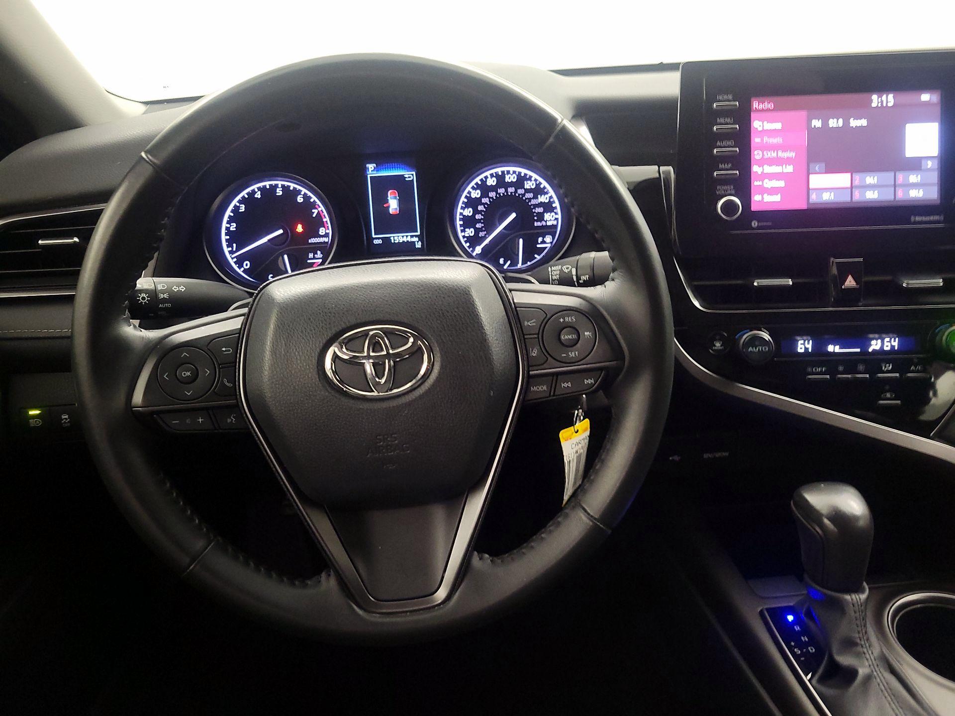 Thumbnail: 2023 Toyota Camry - 10