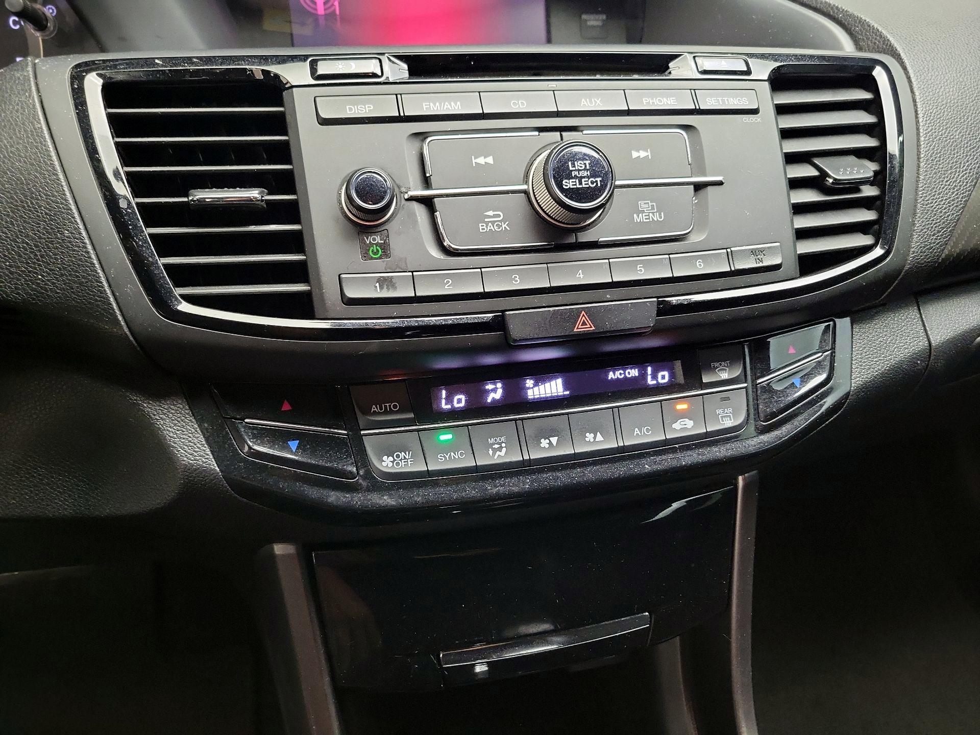 Thumbnail: 2016 Honda Accord - 16
