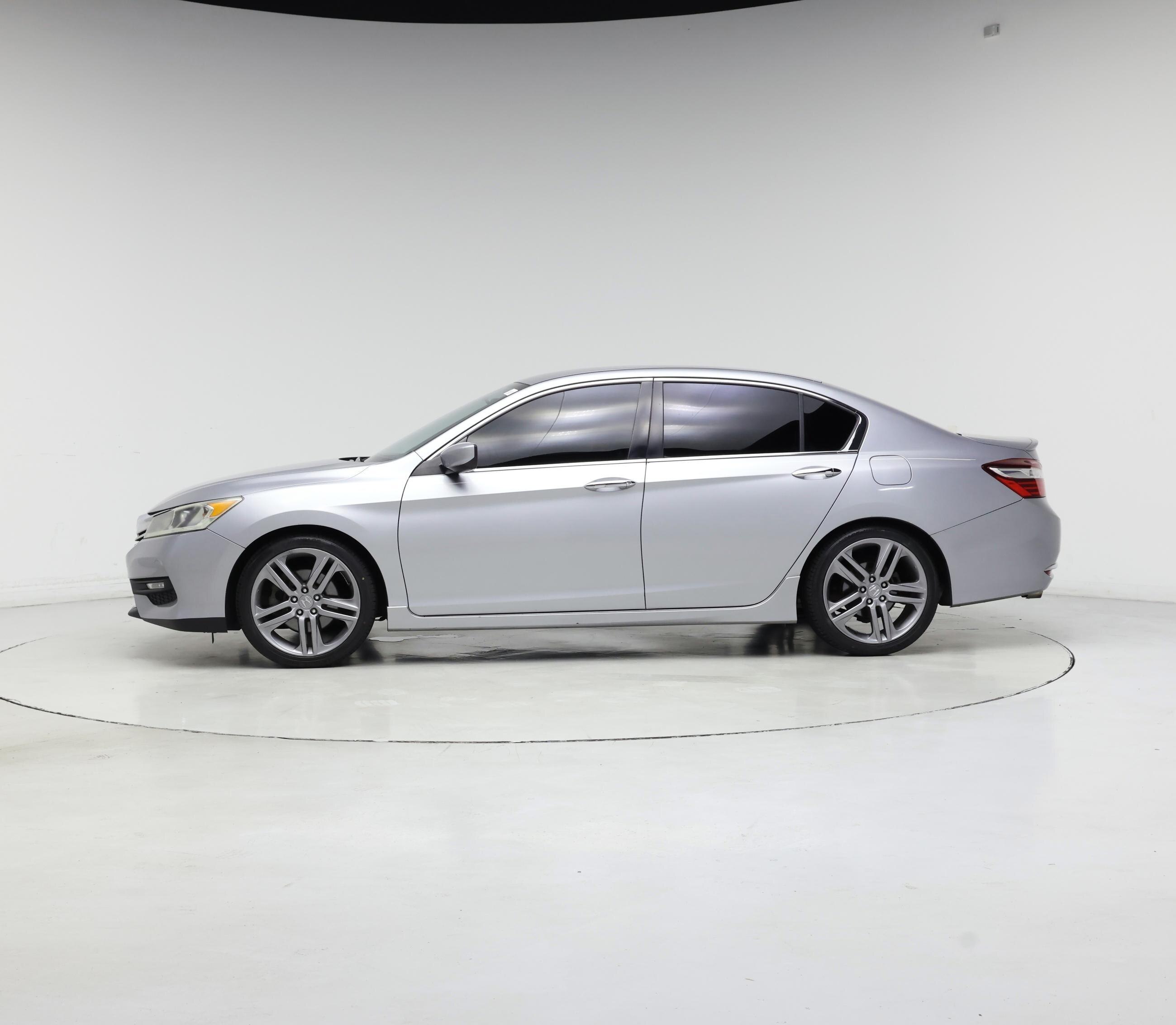 Thumbnail: 2016 Honda Accord - 3