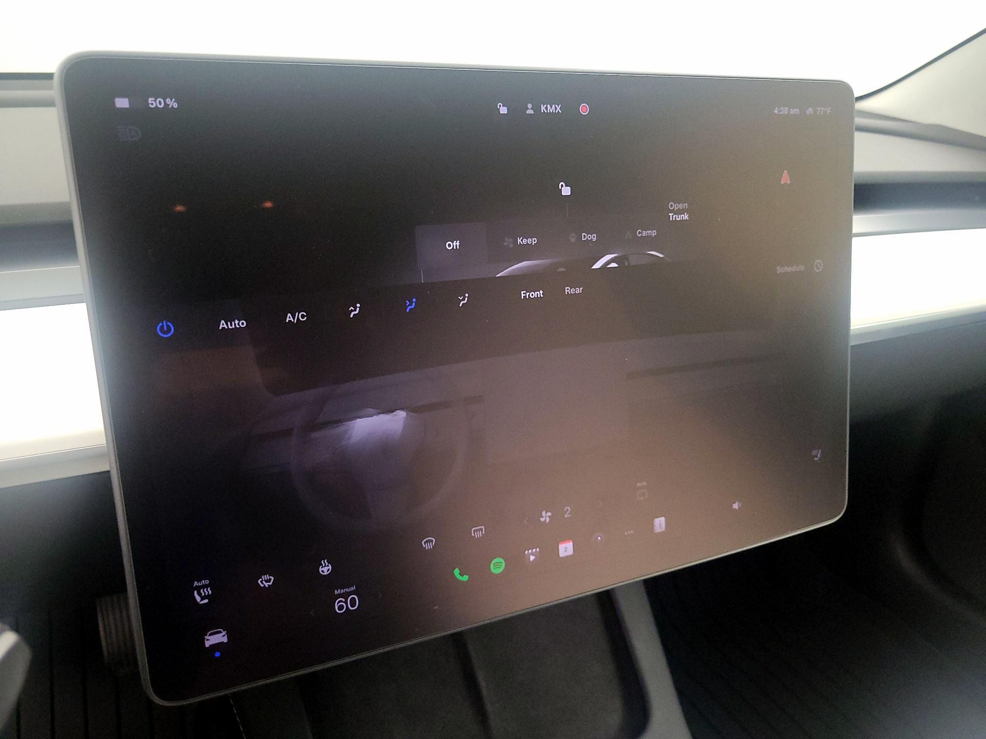 Thumbnail: 2022 Tesla Model 3 - 15