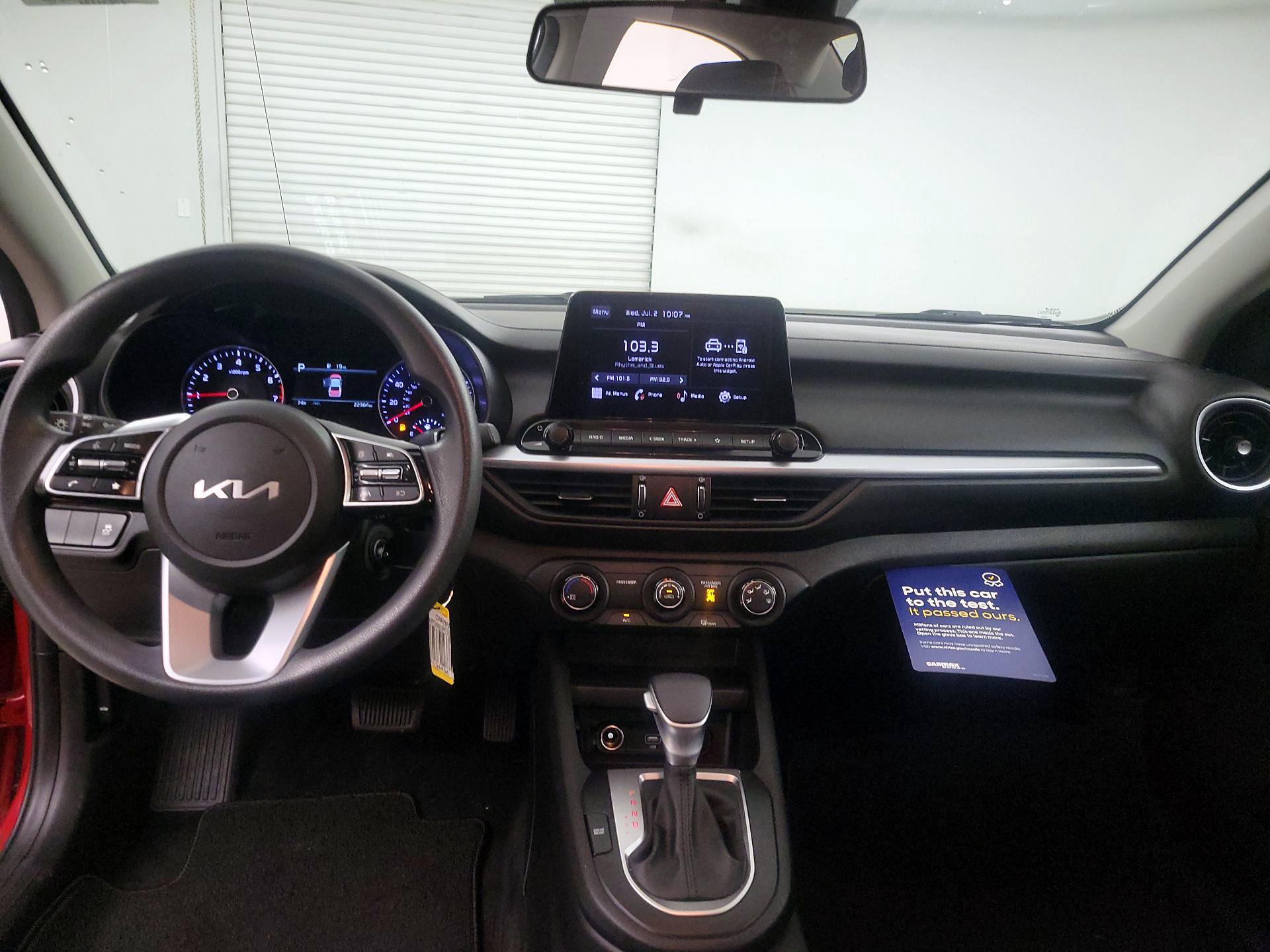 Thumbnail: 2023 Kia Forte - 9