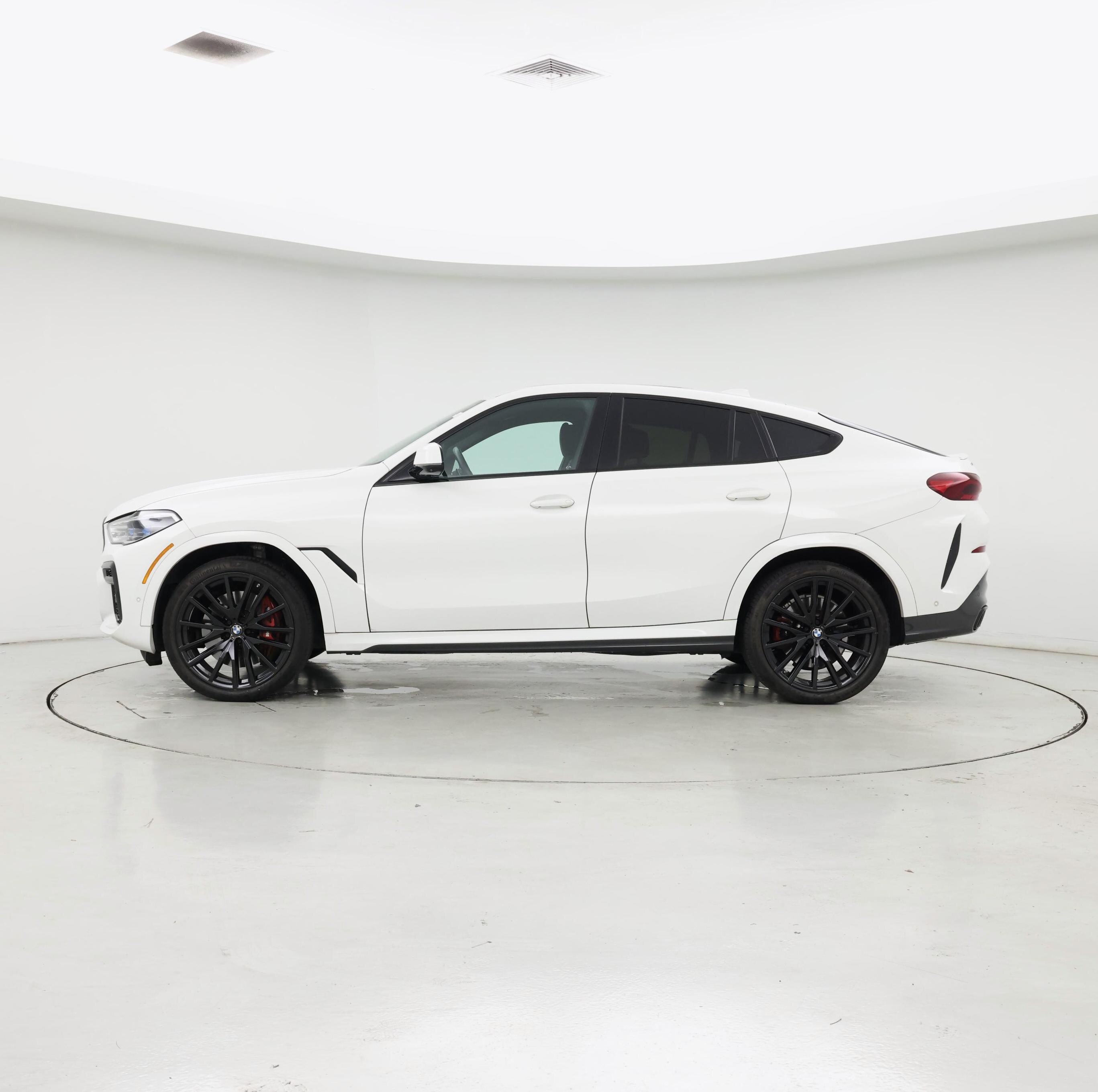 Thumbnail: 2022 BMW X6 - 3
