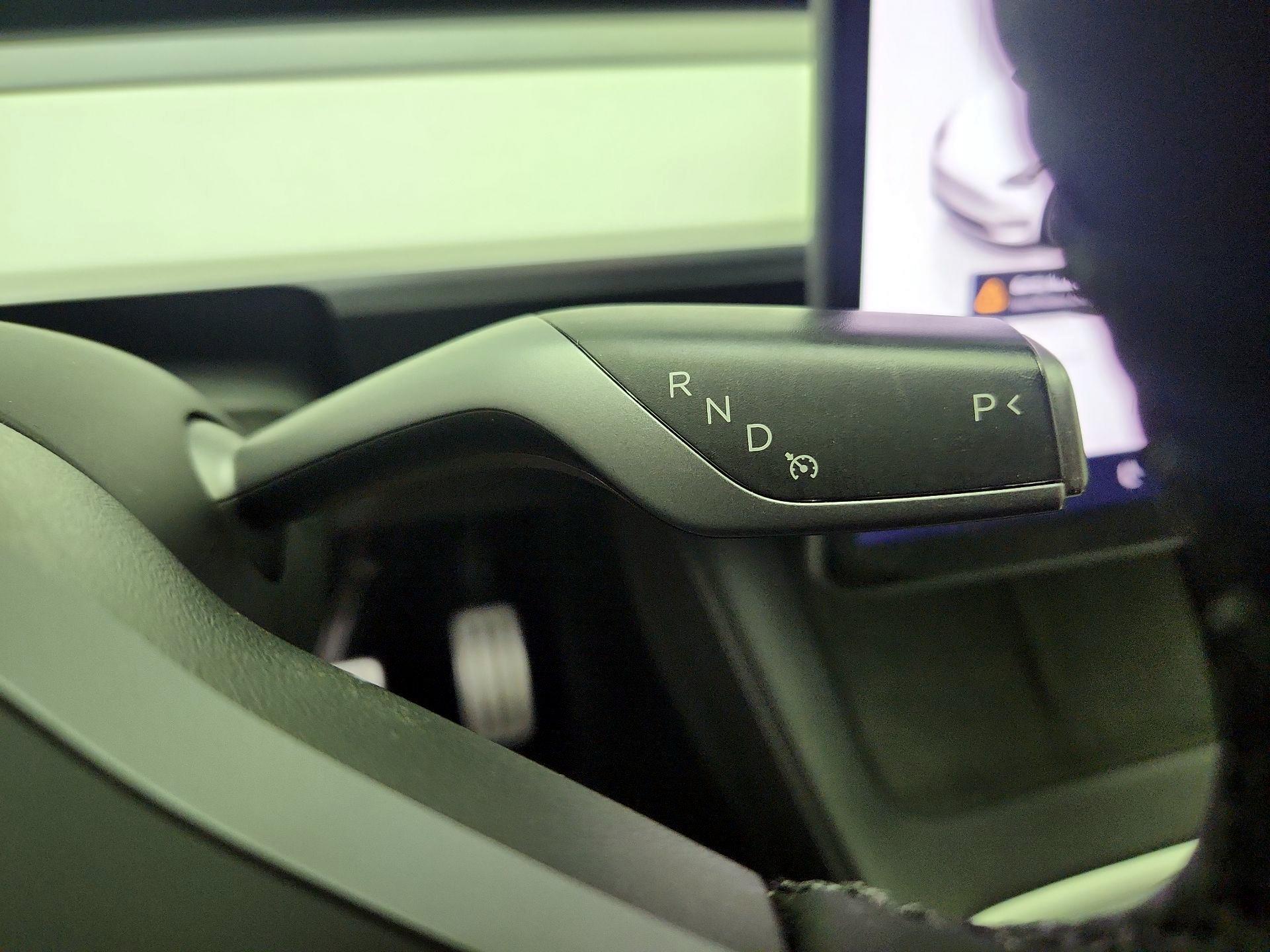 Thumbnail: 2022 Tesla Model Y - 17