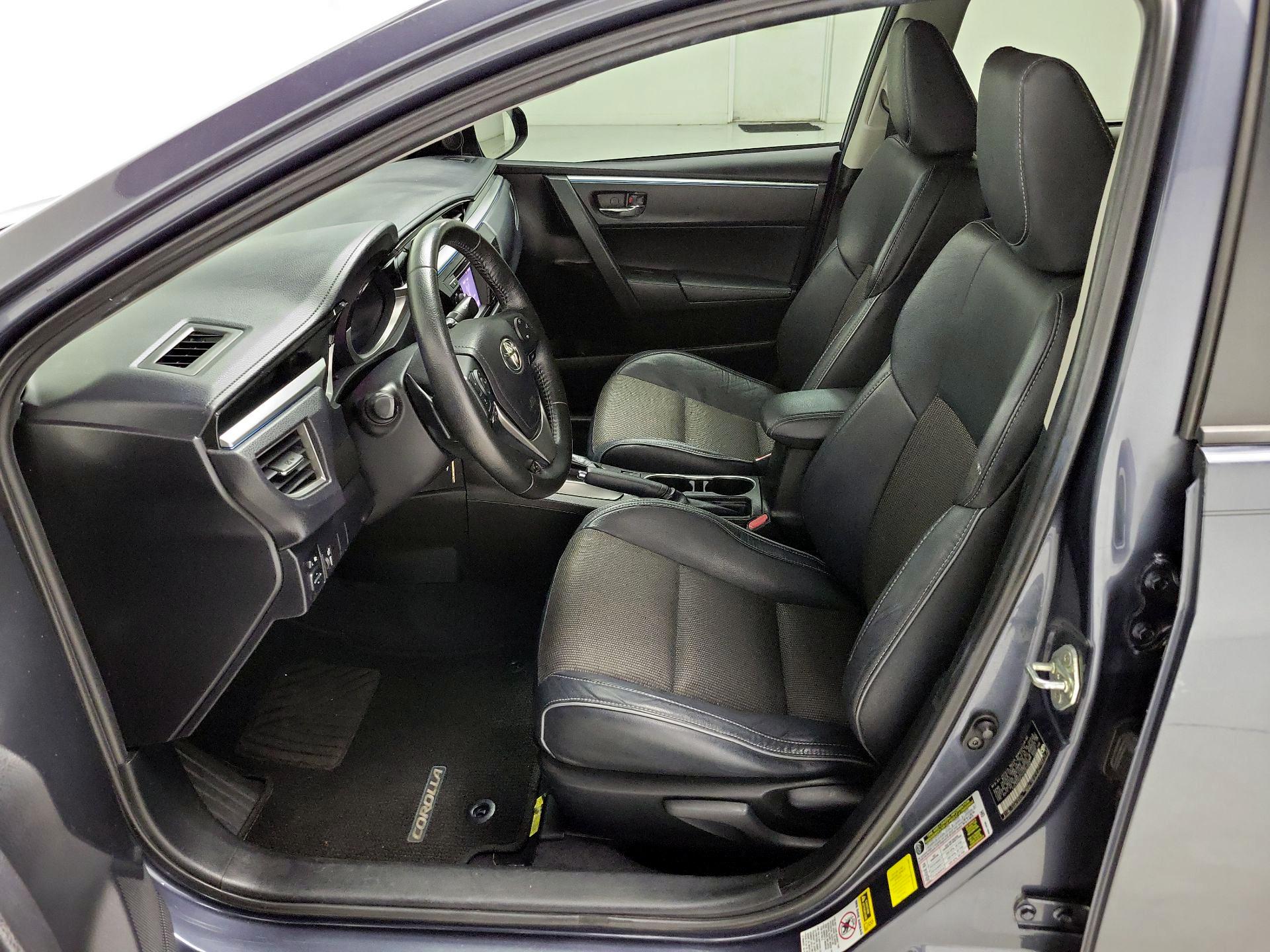 Thumbnail: 2015 Toyota Corolla - 11