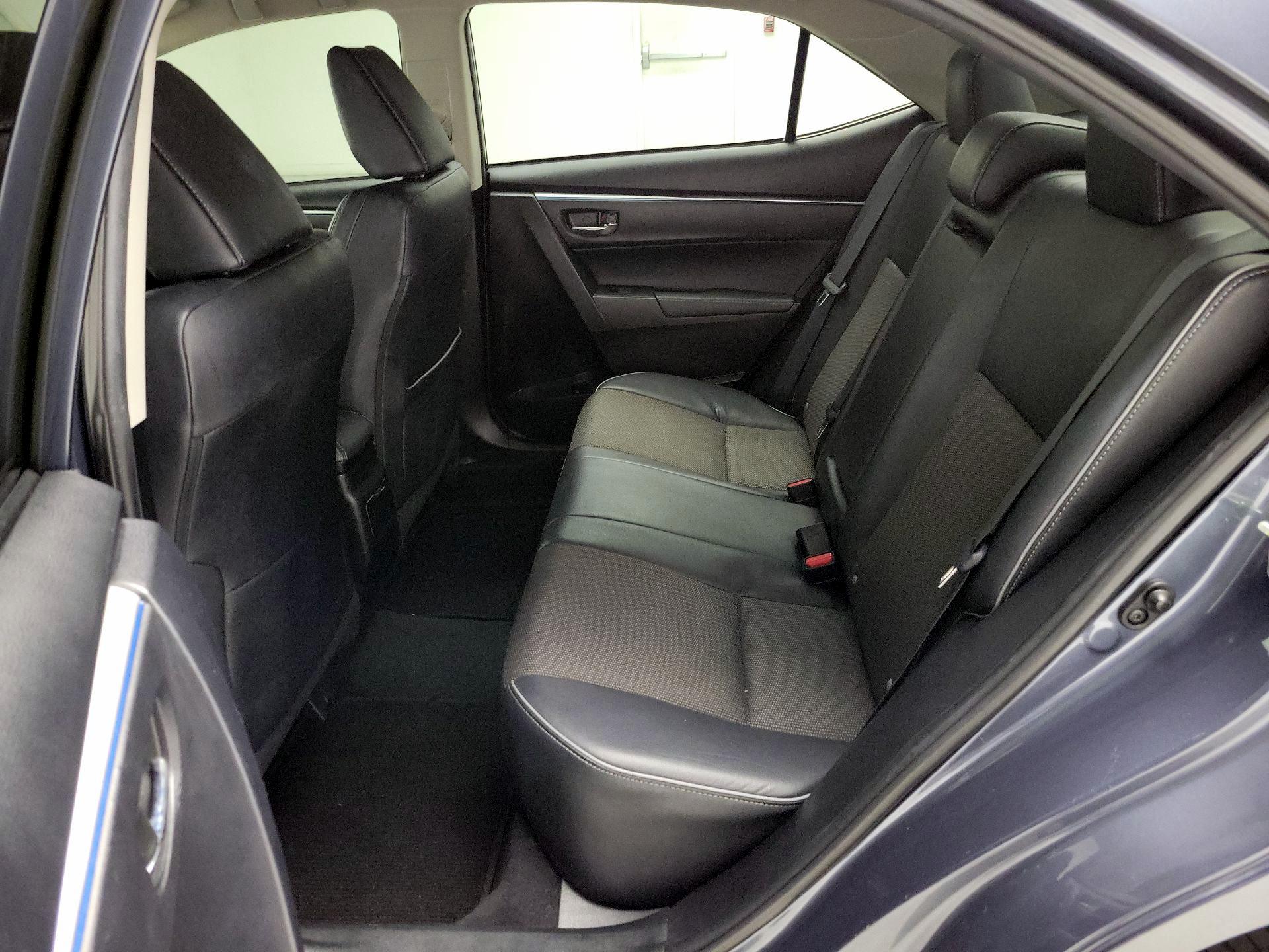Thumbnail: 2015 Toyota Corolla - 19