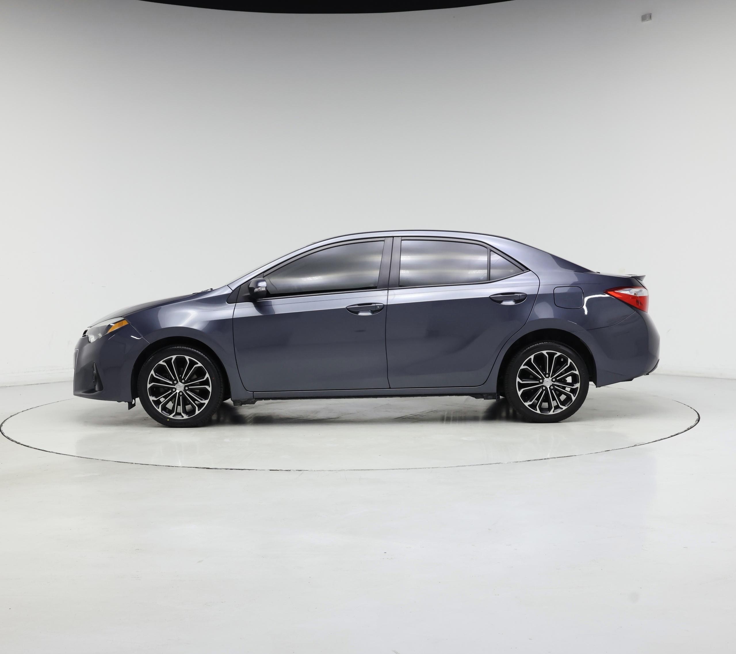 Thumbnail: 2015 Toyota Corolla - 3