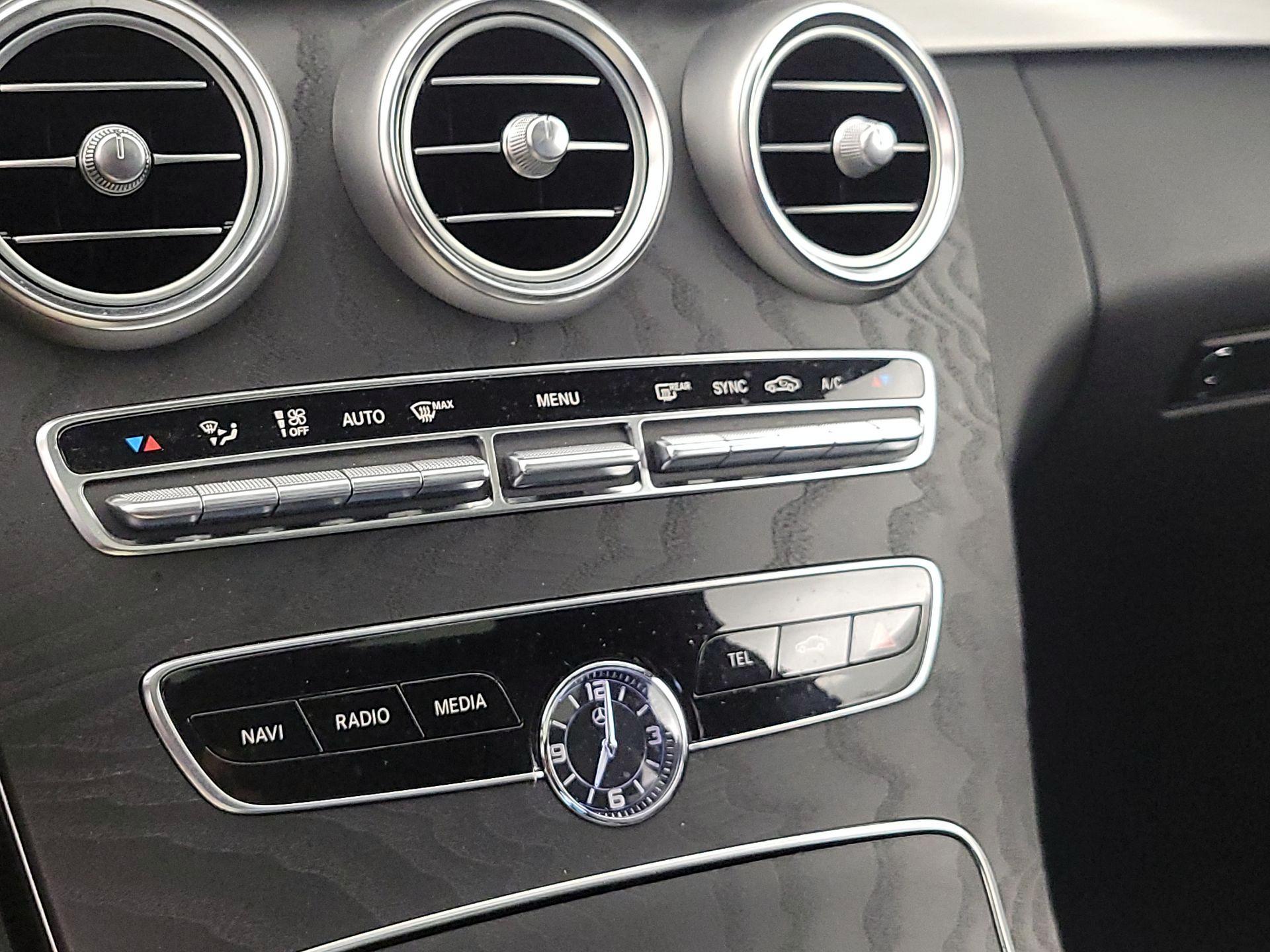 Thumbnail: 2021 Mercedes-Benz C-Class - 16