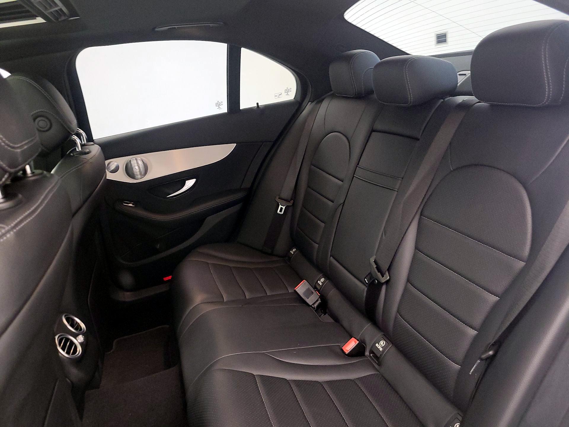 Thumbnail: 2021 Mercedes-Benz C-Class - 20