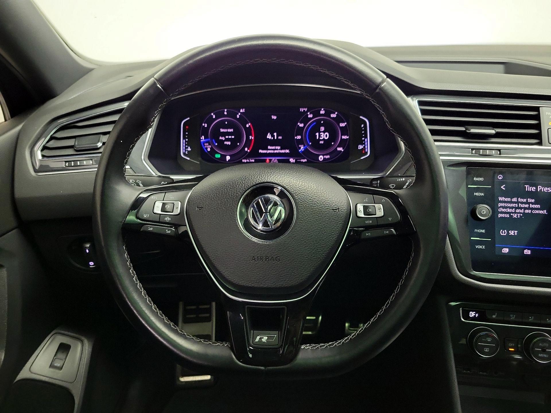 Thumbnail: 2019 Volkswagen Tiguan - 10