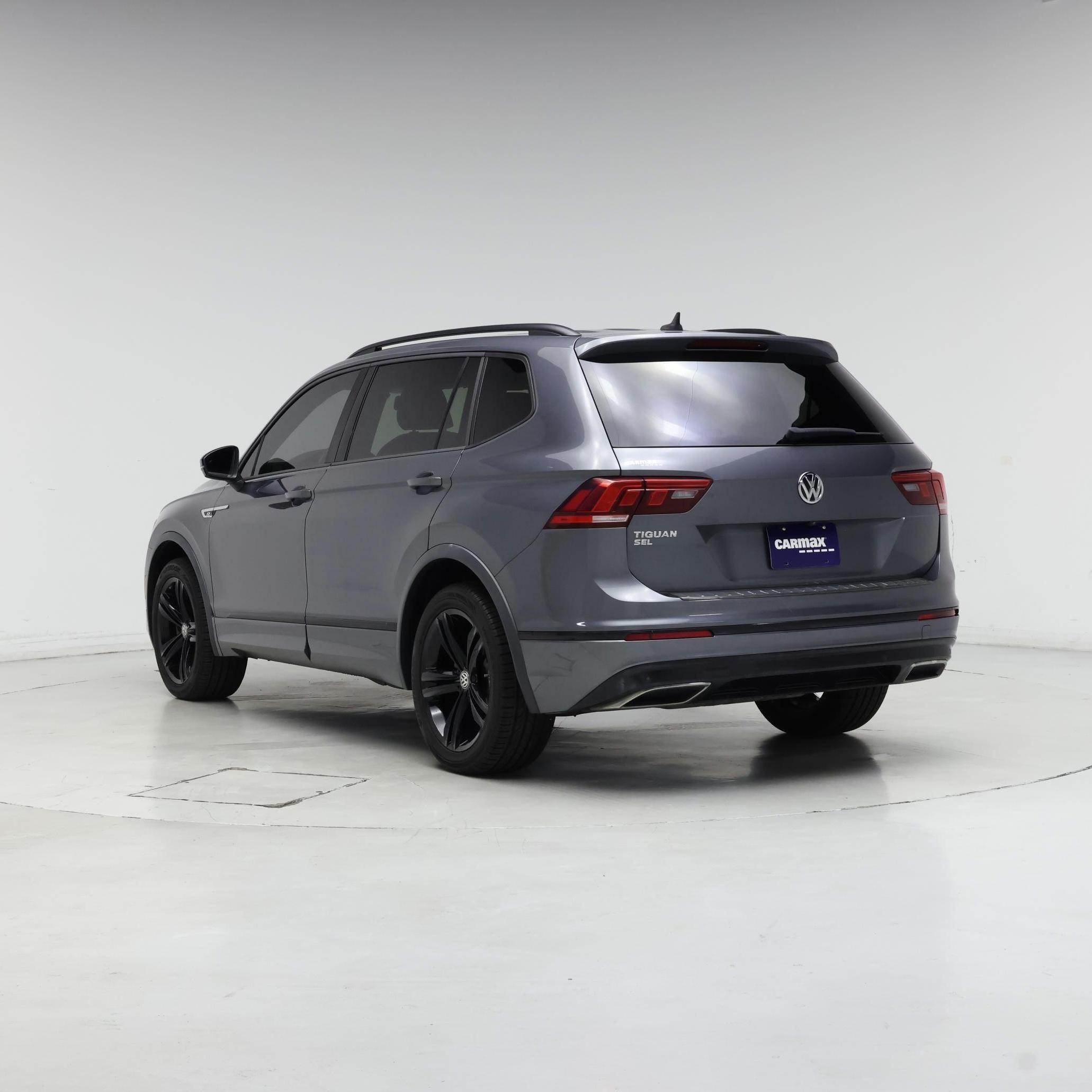 Thumbnail: 2019 Volkswagen Tiguan - 2