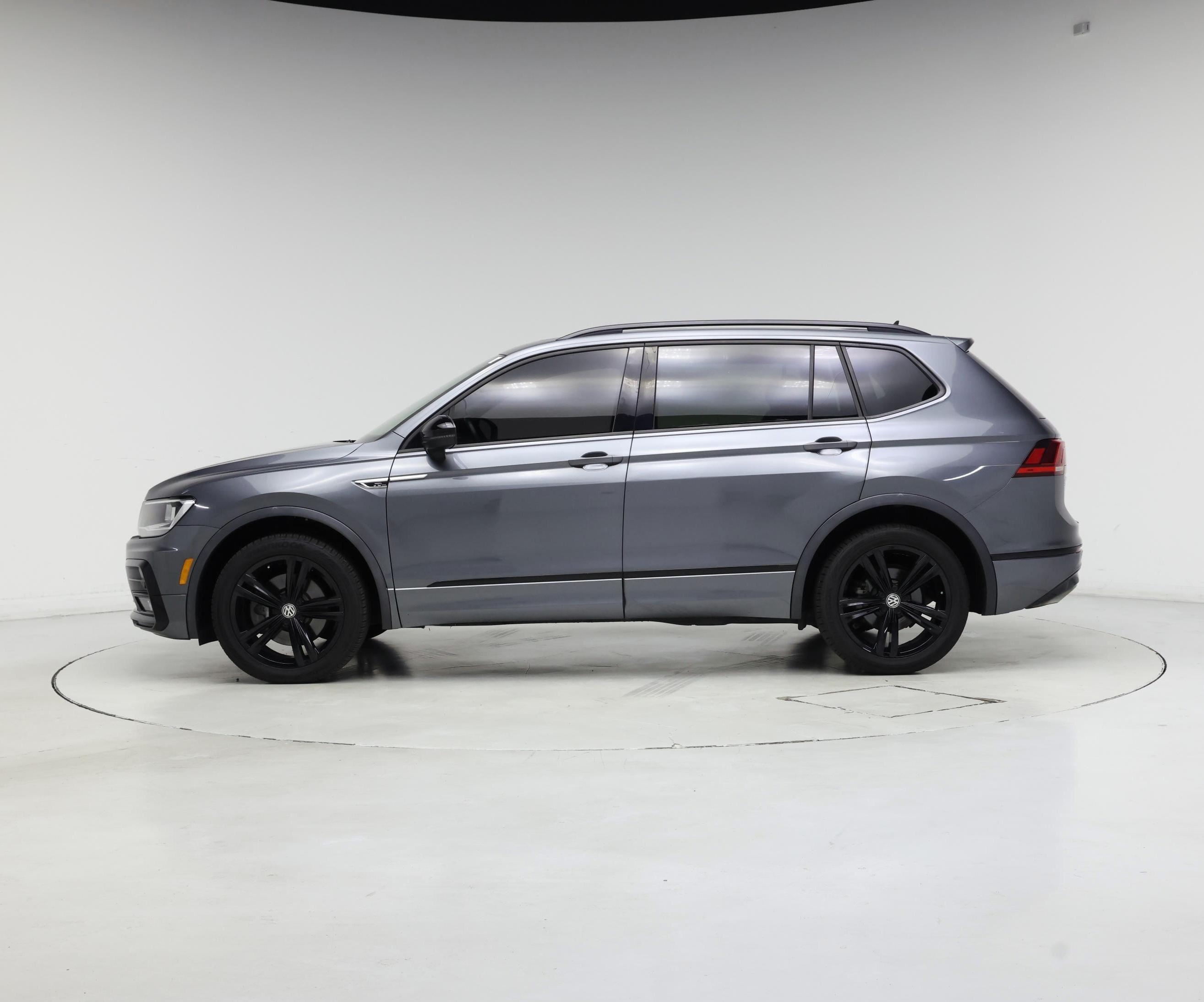 Thumbnail: 2019 Volkswagen Tiguan - 3