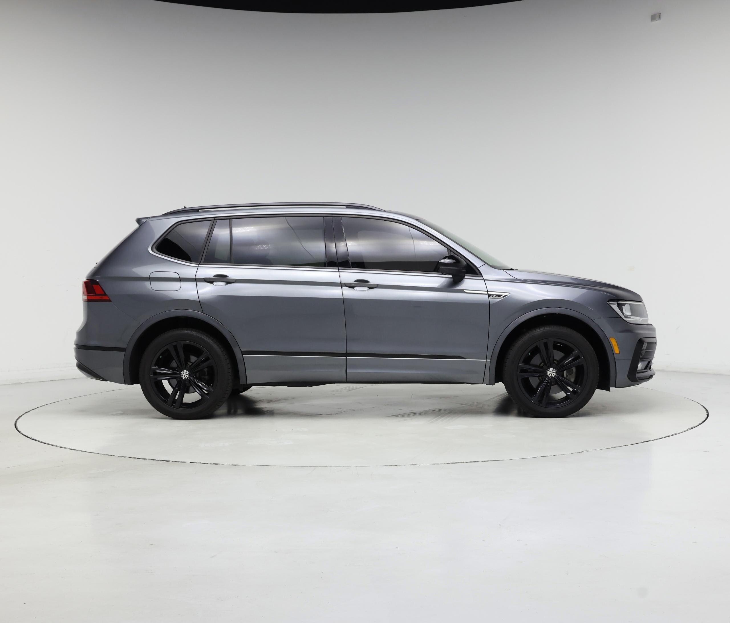 Thumbnail: 2019 Volkswagen Tiguan - 7