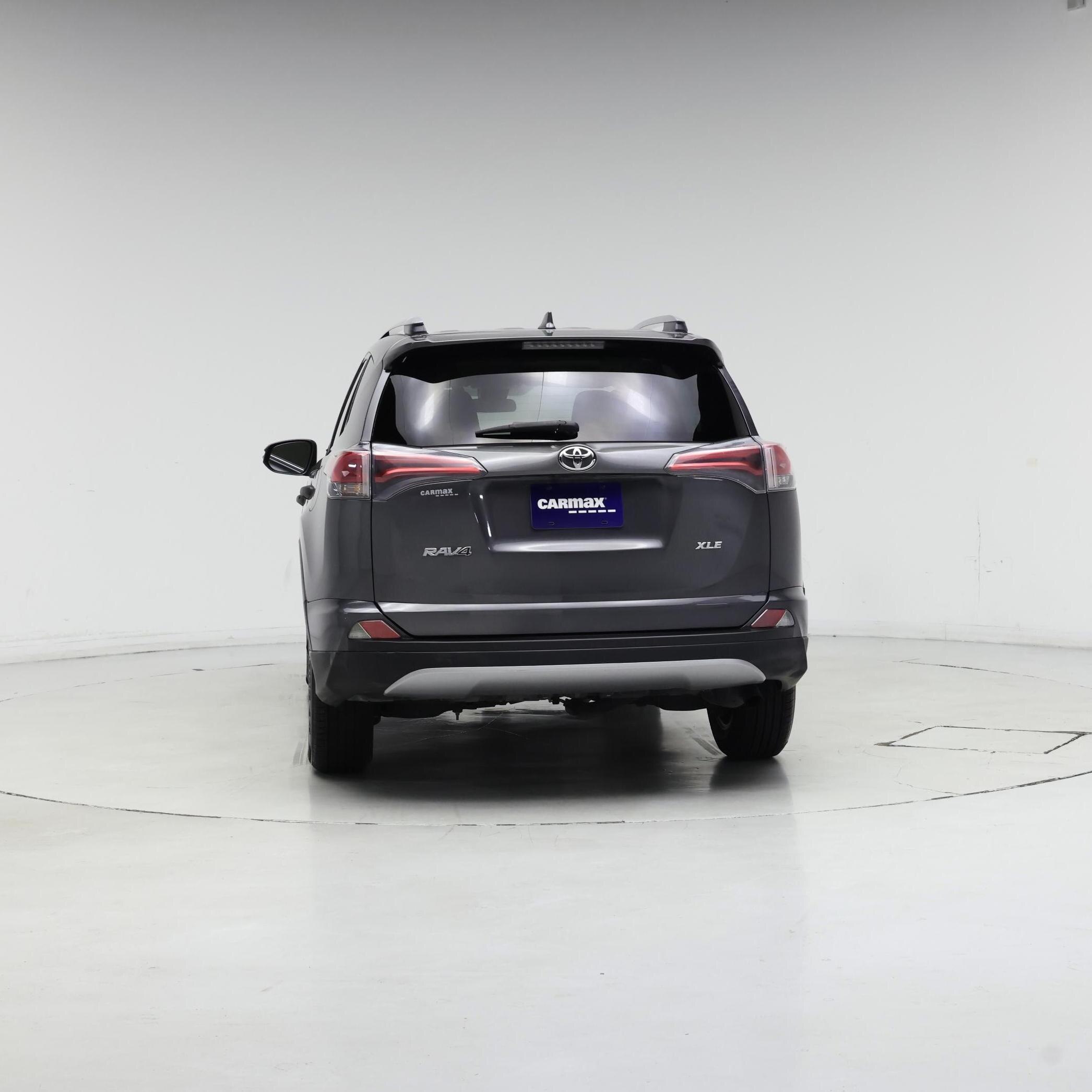 Thumbnail: 2018 Toyota RAV4 - 6