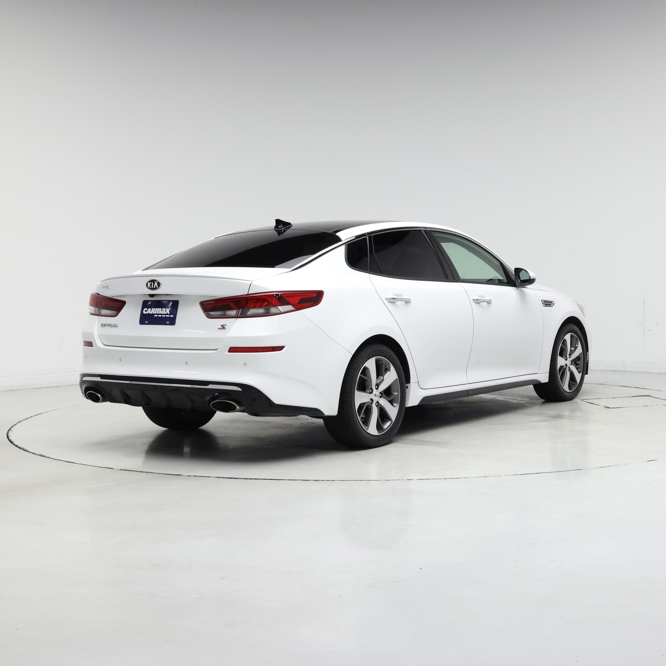 Thumbnail: 2019 Kia Optima - 8