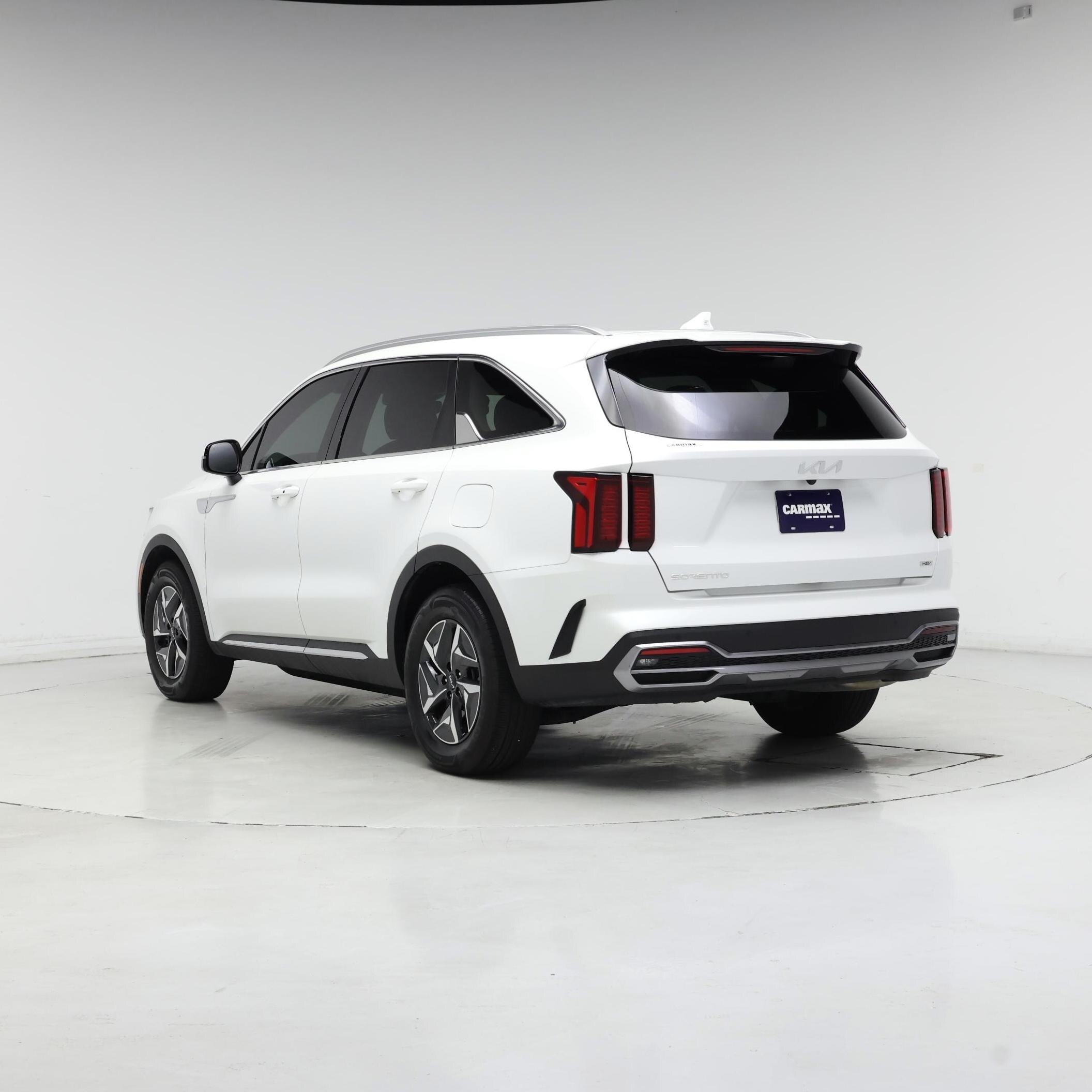 Thumbnail: 2023 Kia Sorento - 2