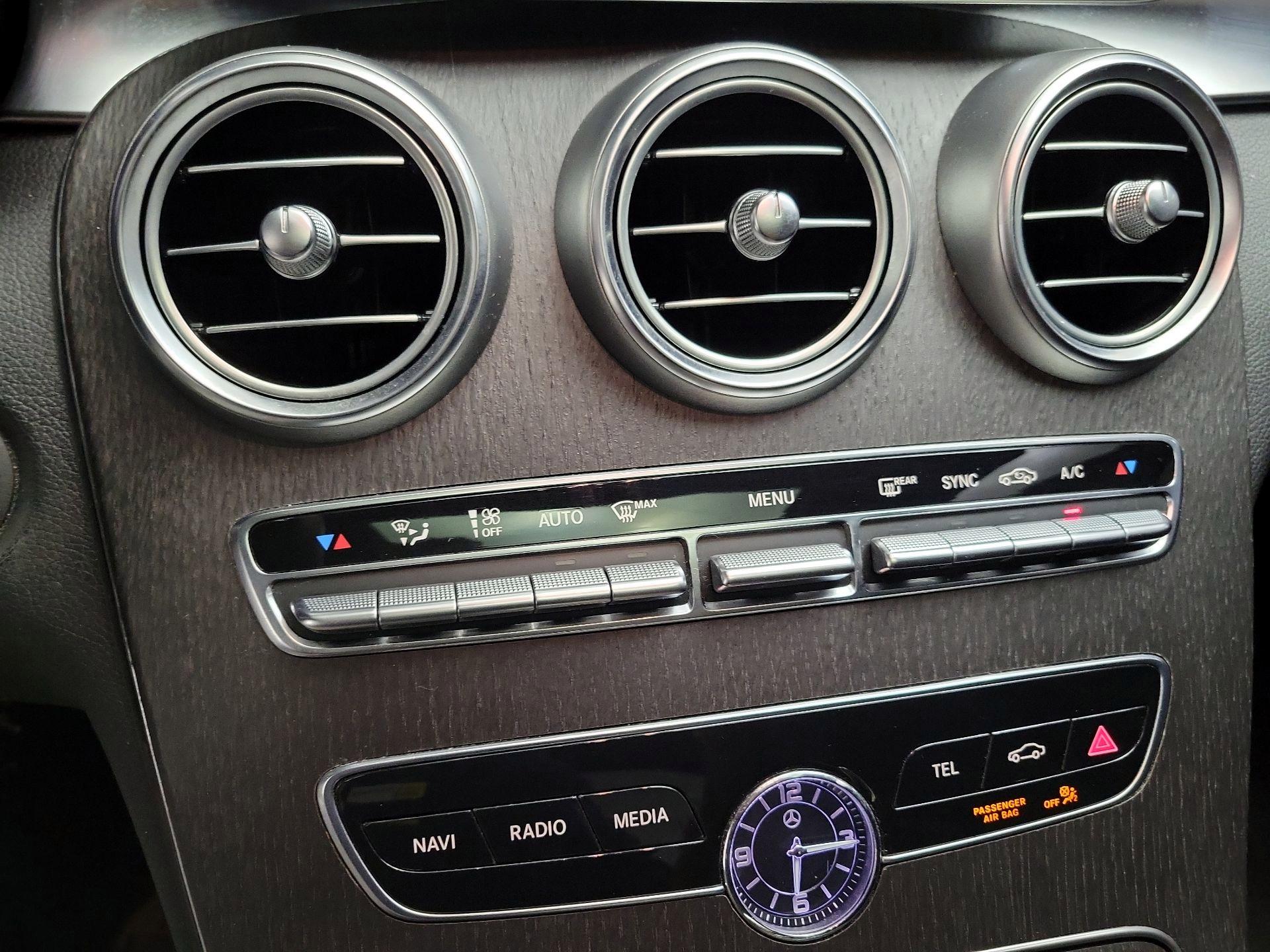 Thumbnail: 2021 Mercedes-Benz C-Class - 16