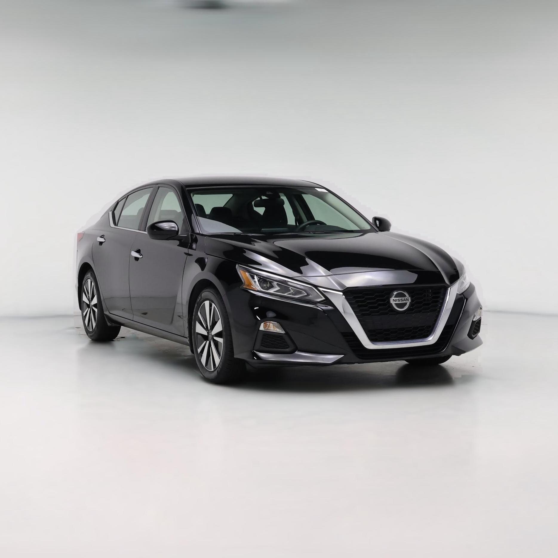 Thumbnail: 2022 Nissan Altima - 1