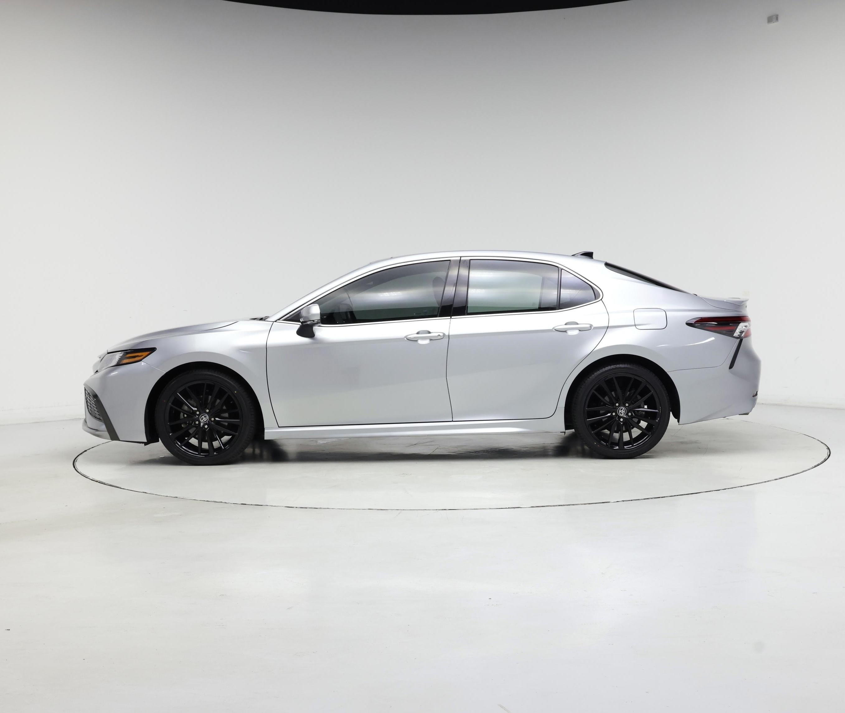 Thumbnail: 2023 Toyota Camry - 3