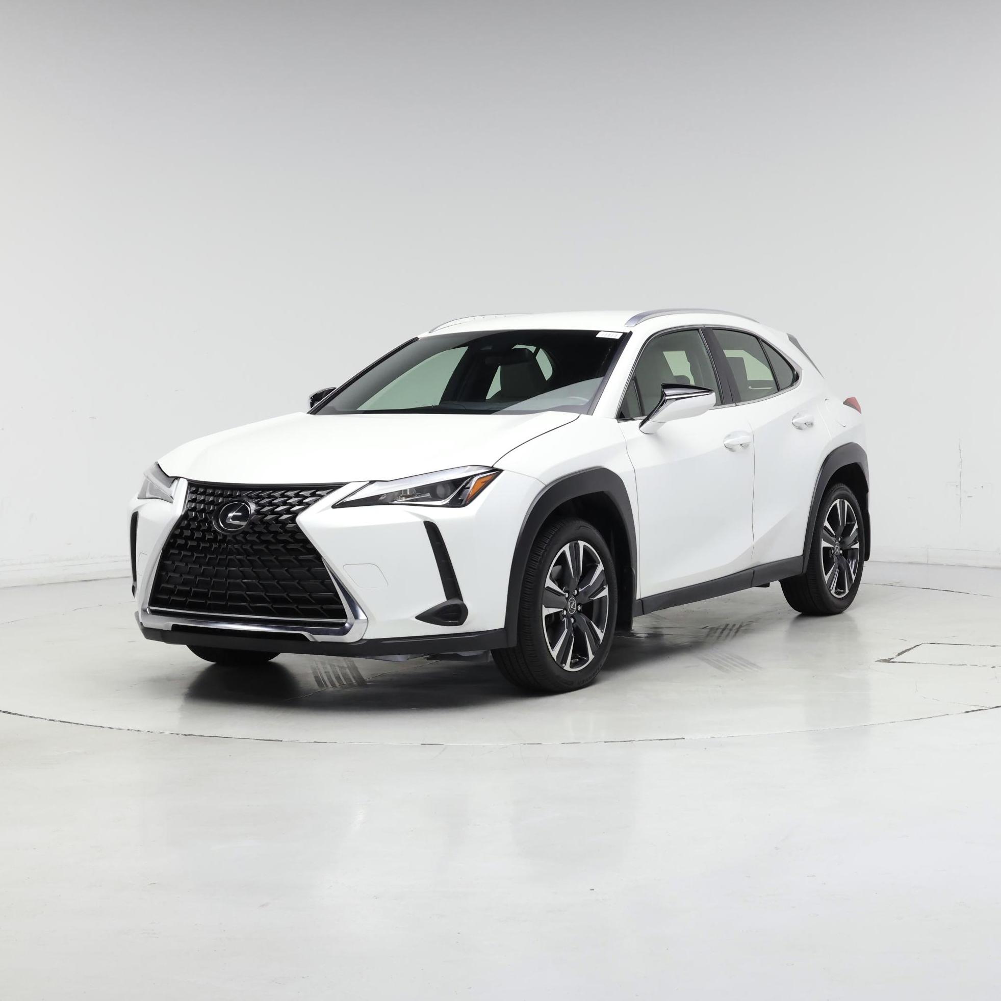 Thumbnail: 2022 Lexus UX - 4