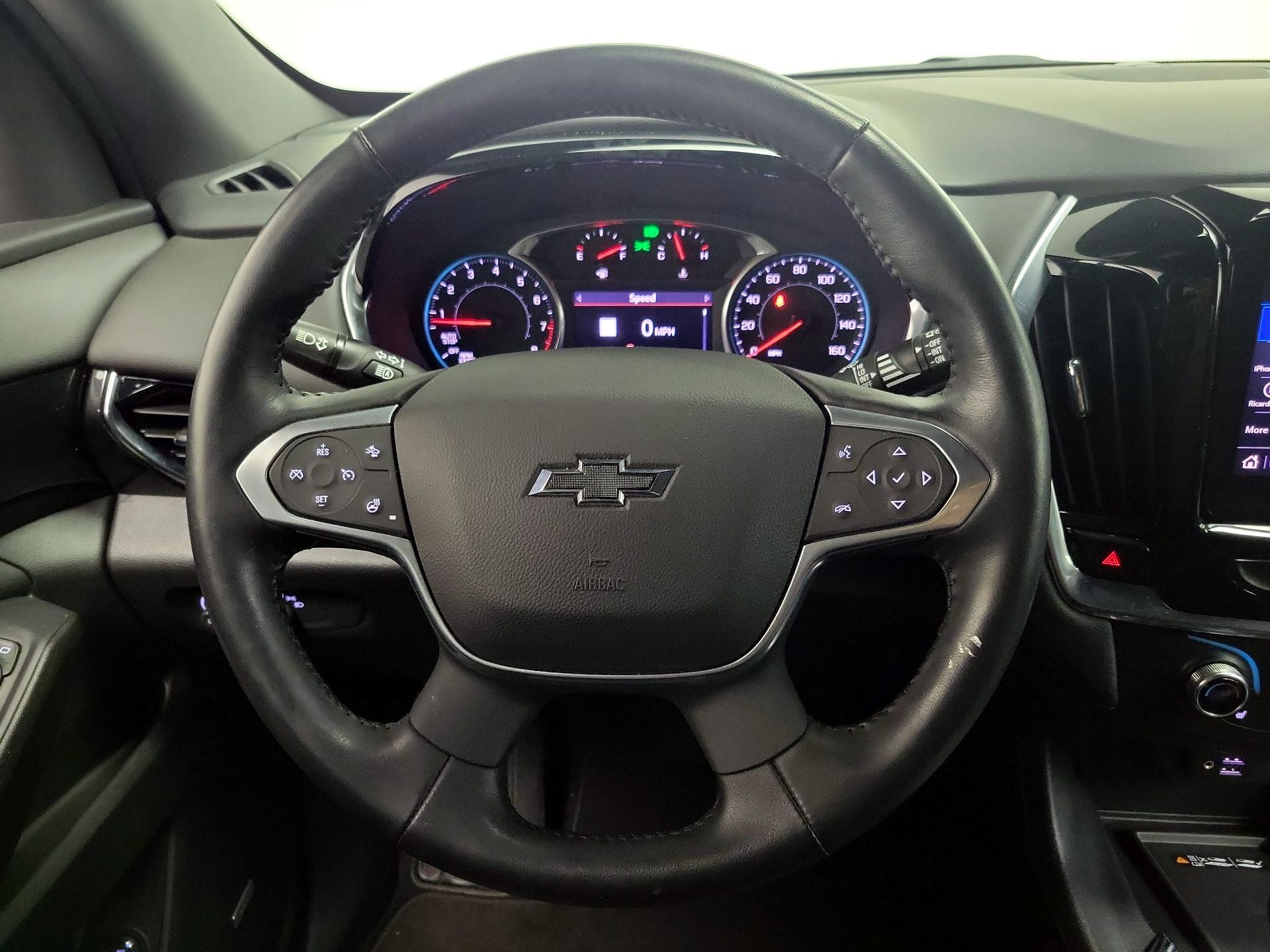 Thumbnail: 2022 Chevrolet Traverse - 10