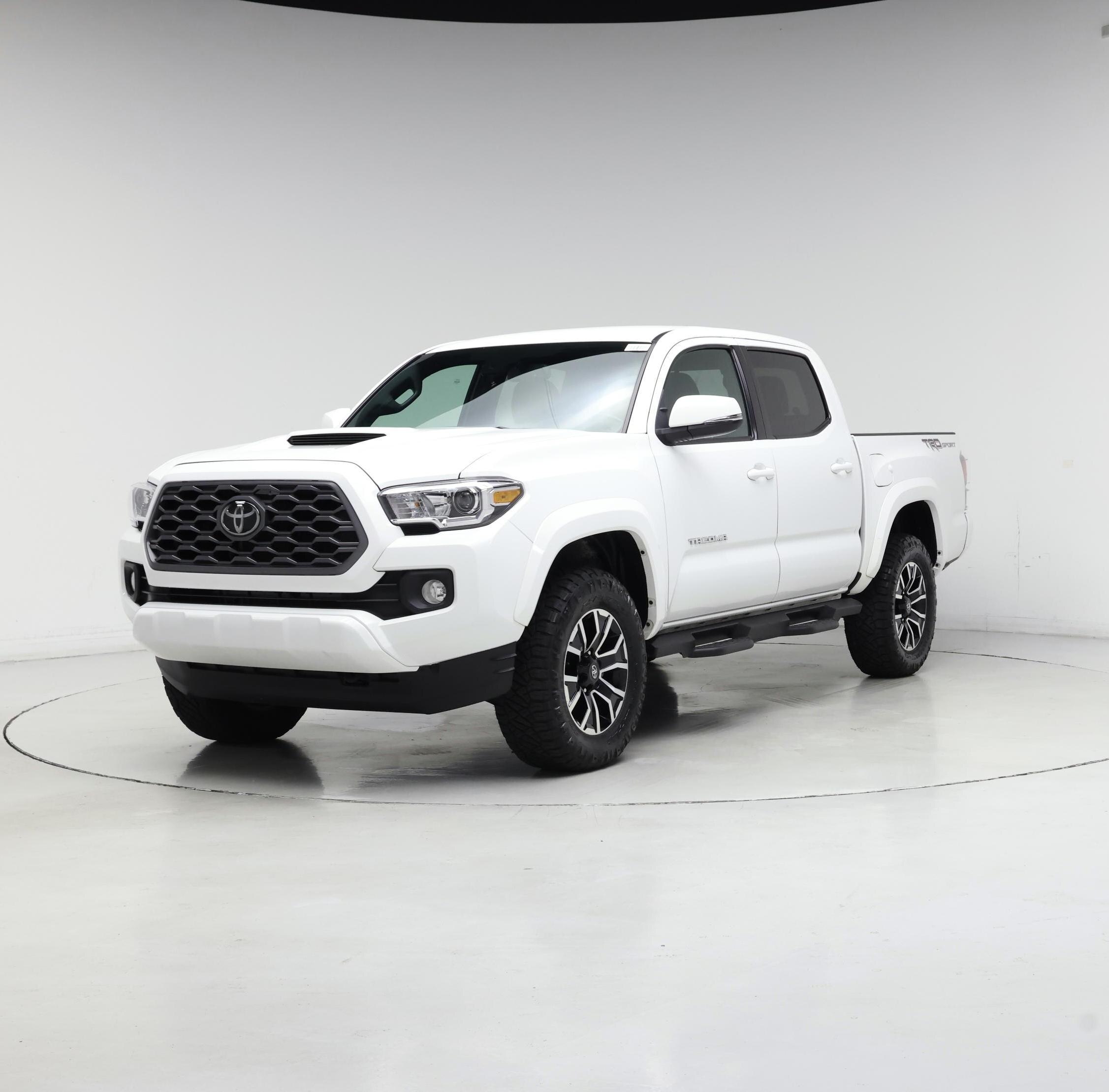 Thumbnail: 2023 Toyota Tacoma - 4