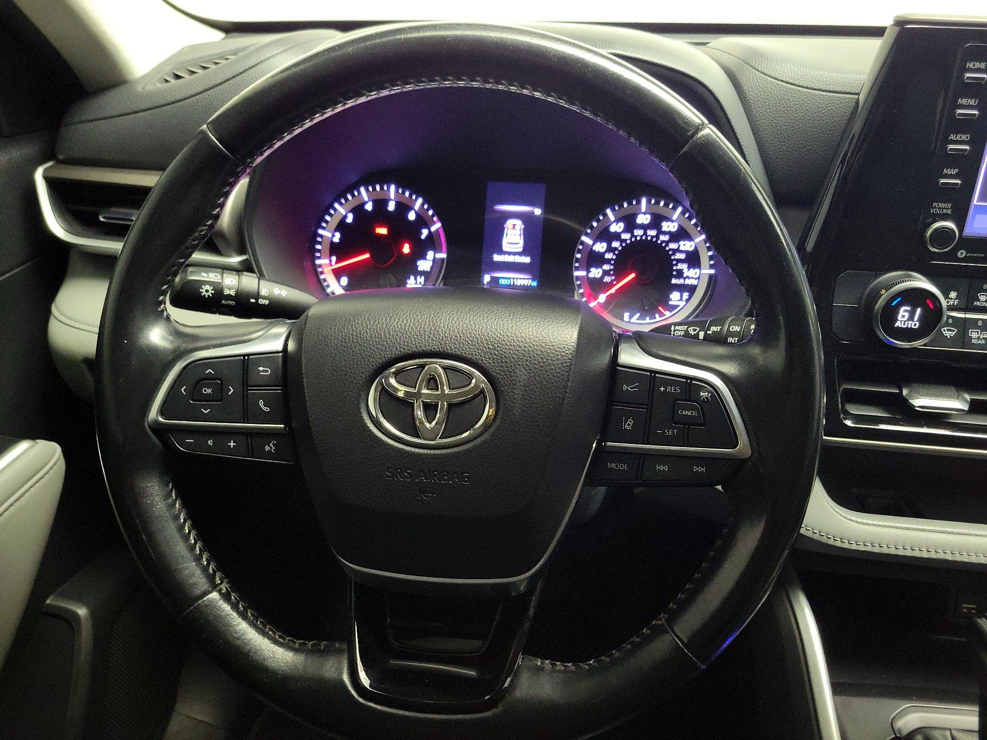 Thumbnail: 2020 Toyota Highlander - 10