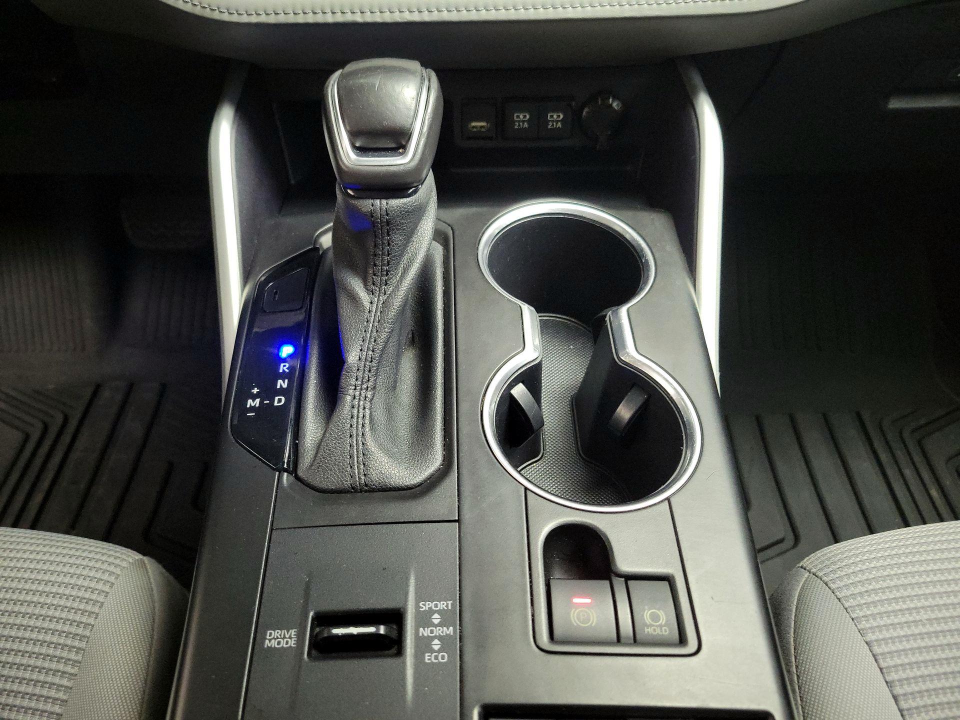 Thumbnail: 2020 Toyota Highlander - 17