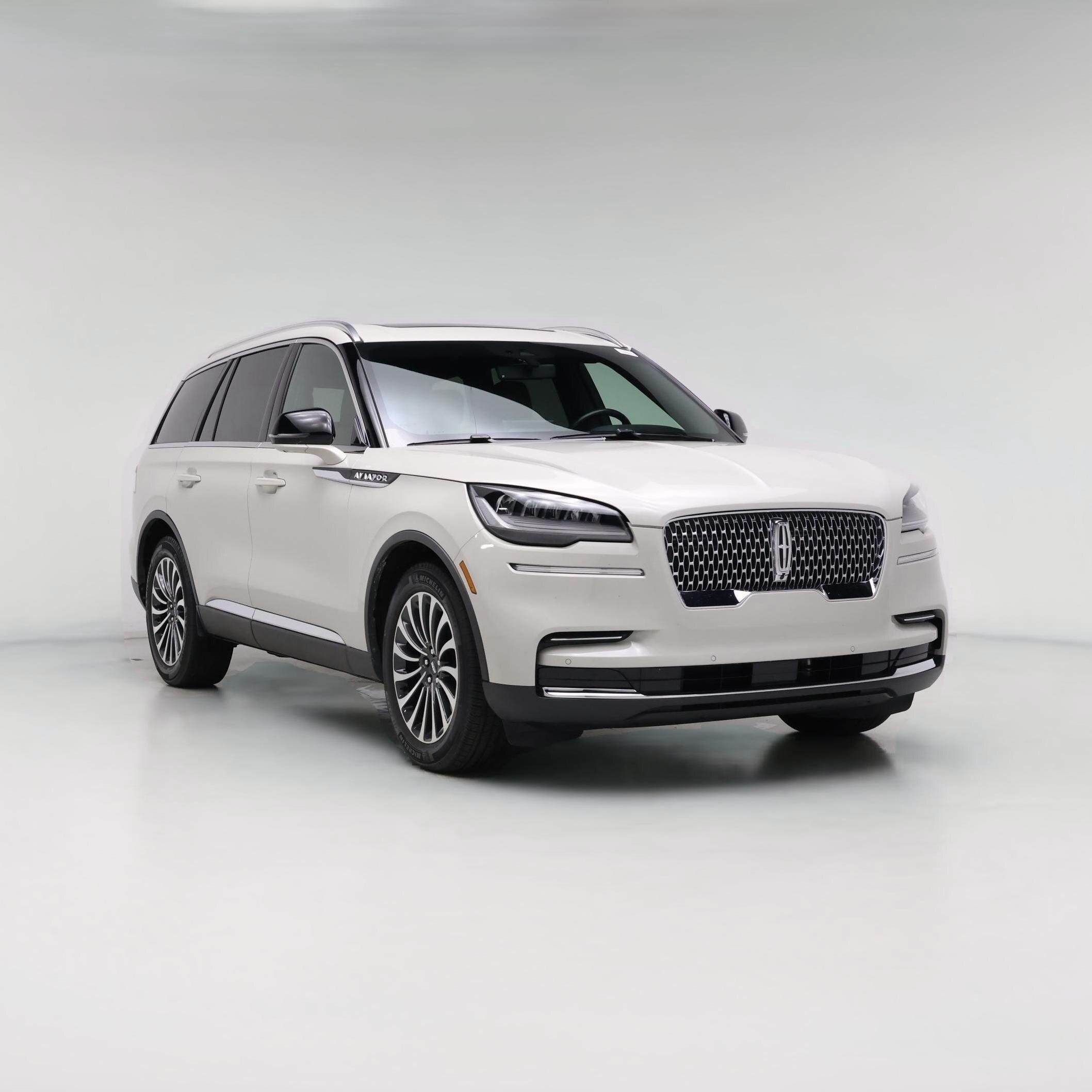 Thumbnail: 2023 Lincoln Aviator - 1