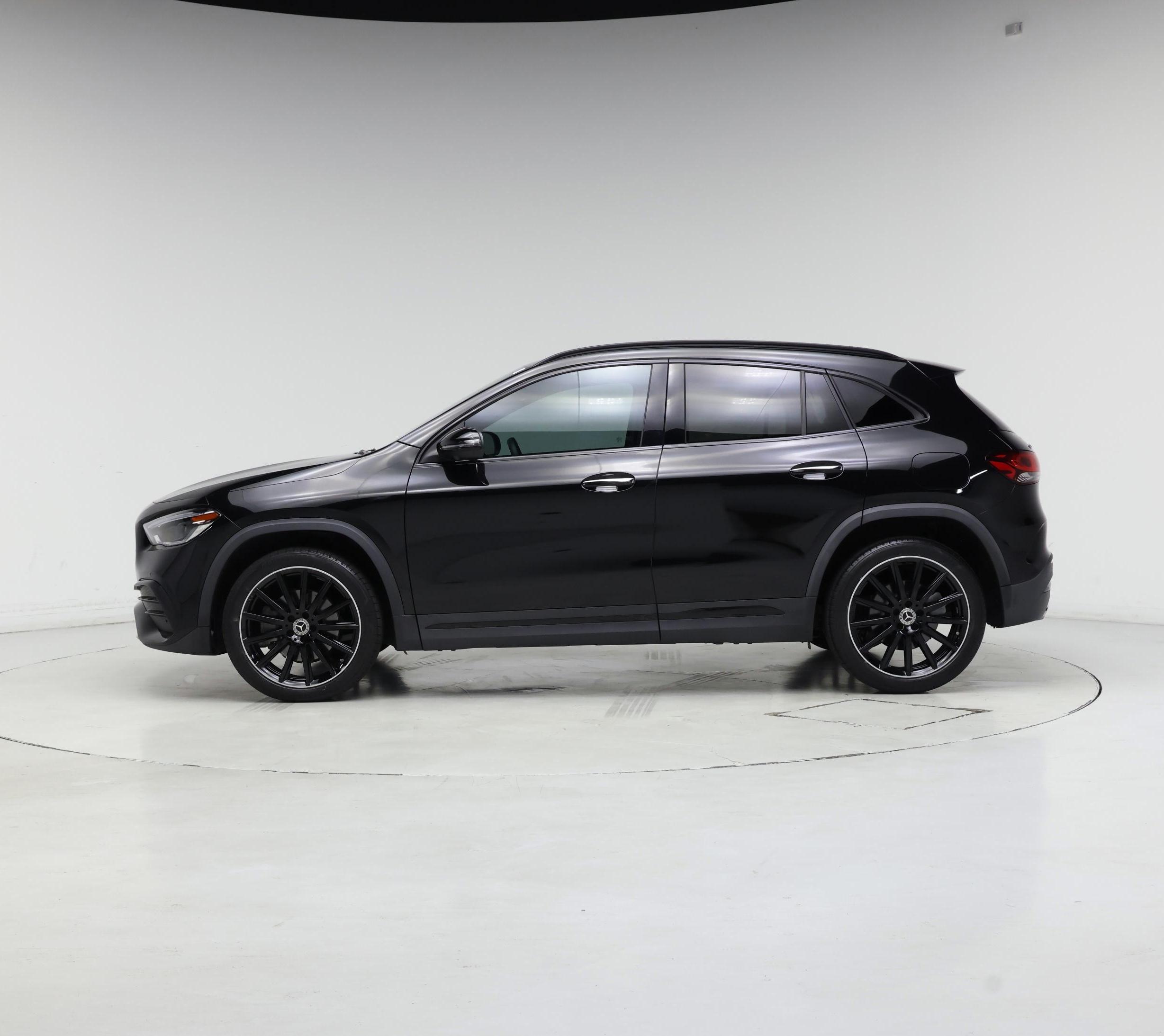 Thumbnail: 2023 Mercedes-Benz GLA - 3