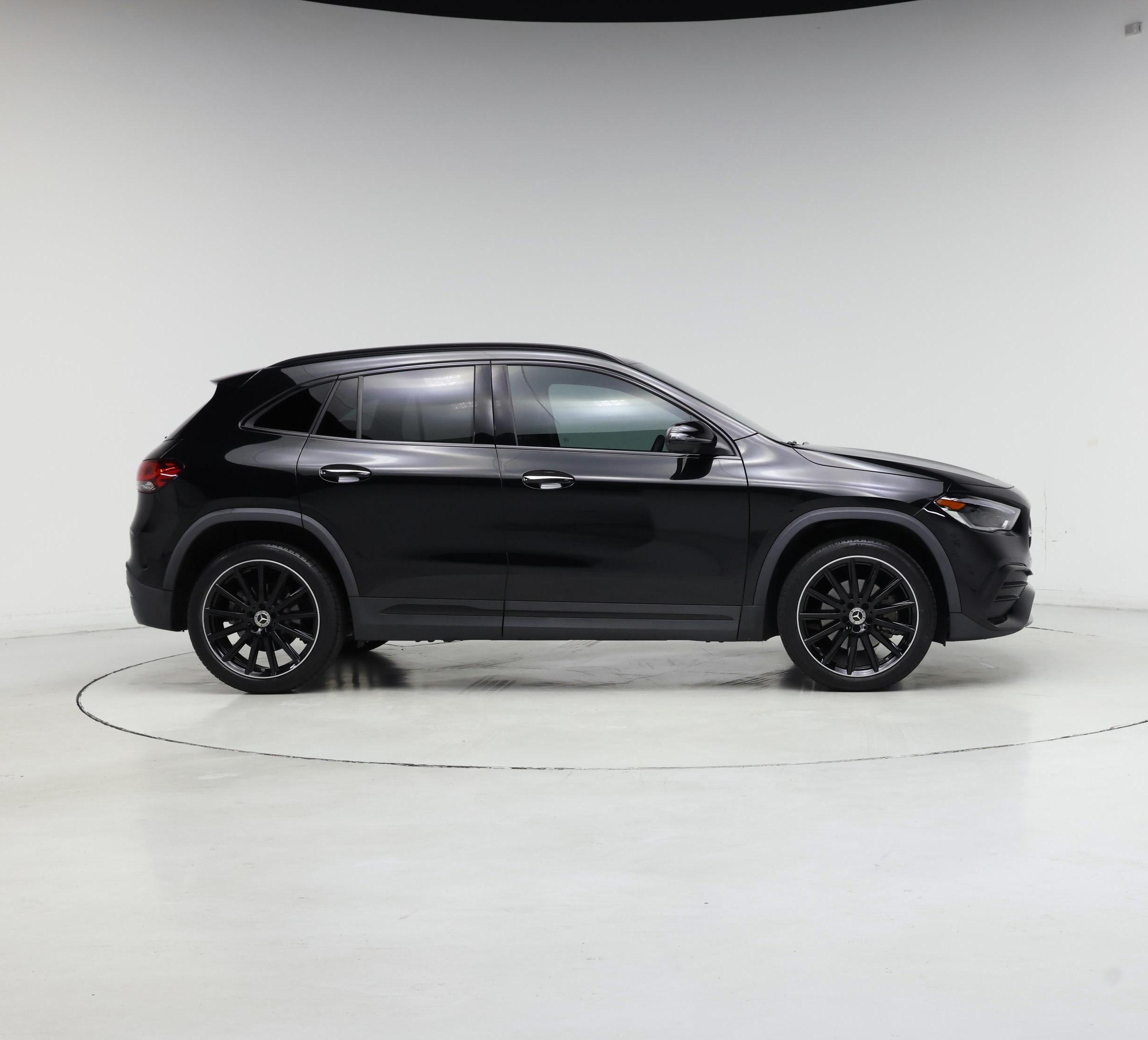 Thumbnail: 2023 Mercedes-Benz GLA - 7