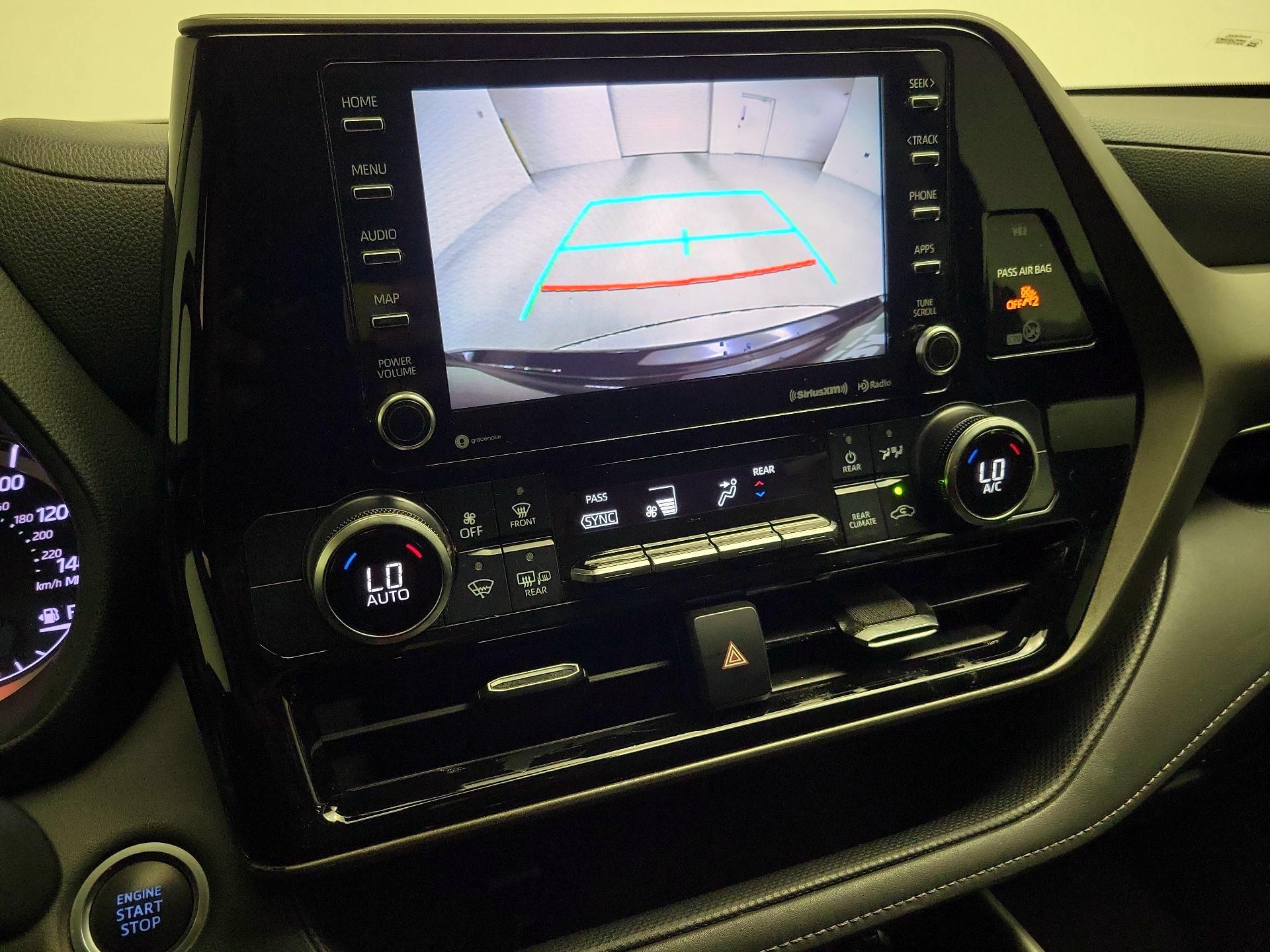 Thumbnail: 2020 Toyota Highlander - 14