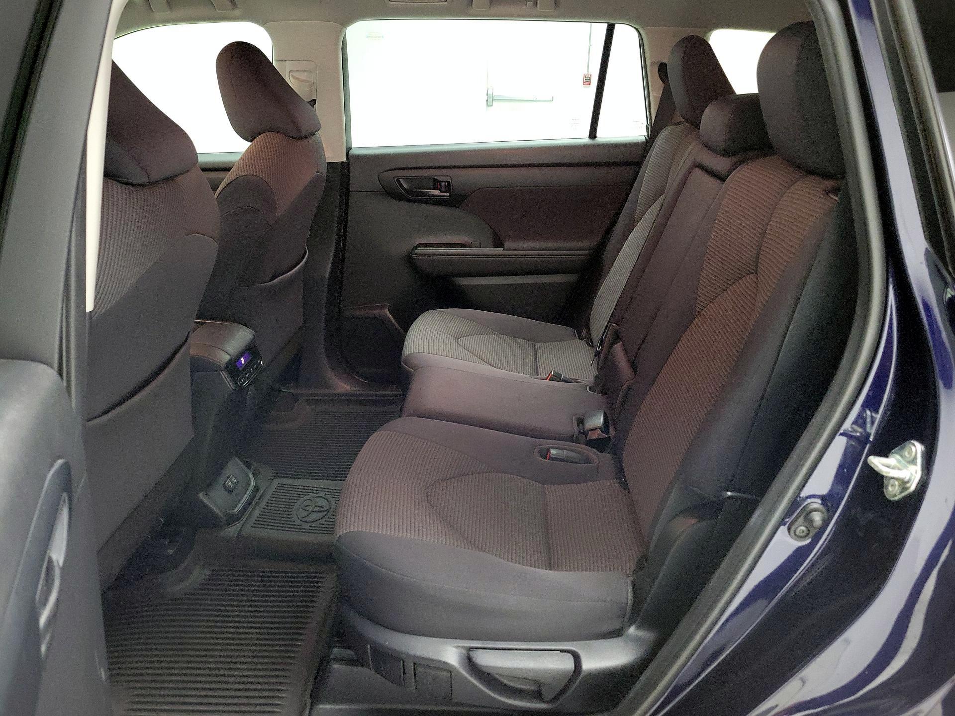 Thumbnail: 2020 Toyota Highlander - 19