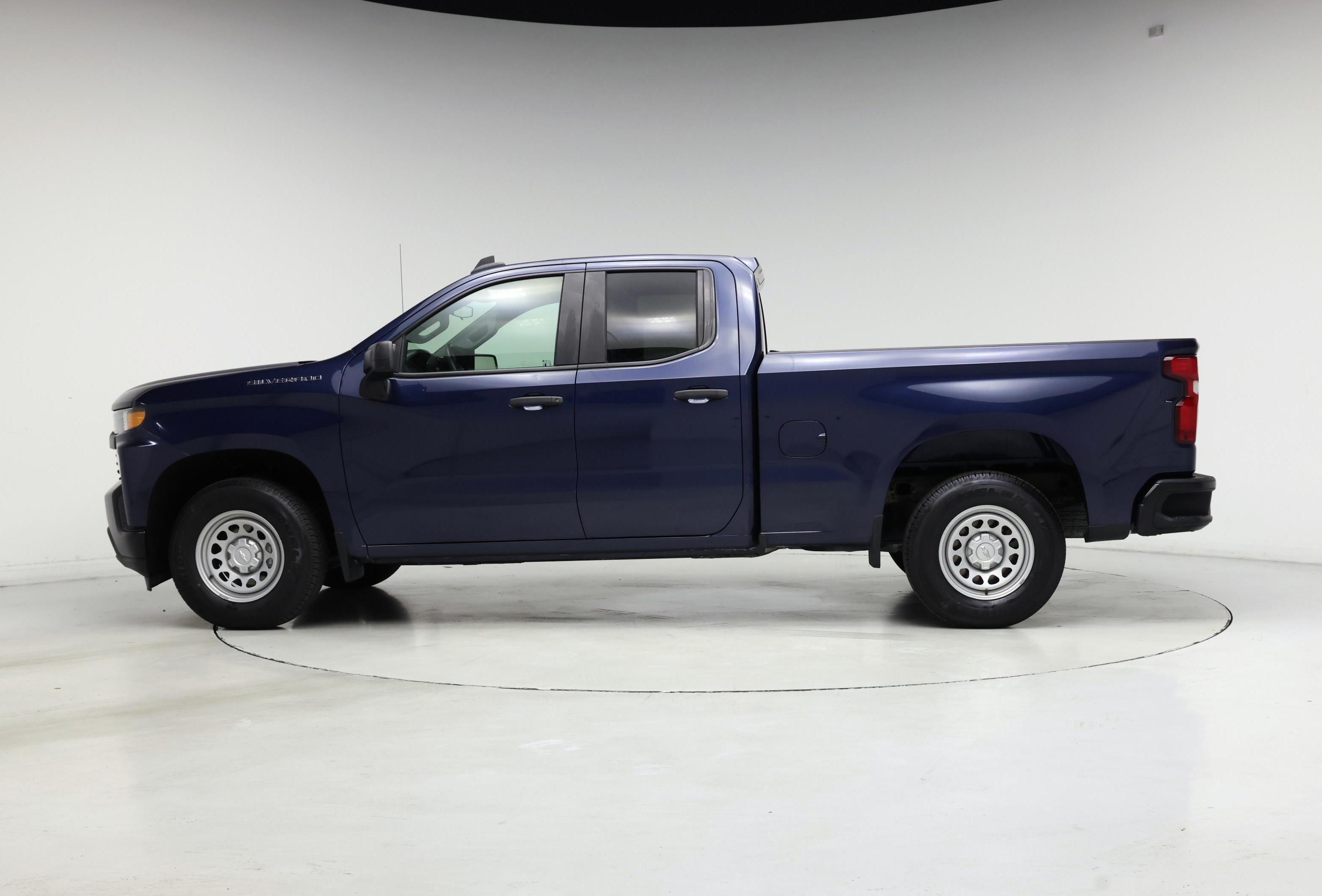 Thumbnail: 2020 Chevrolet Silverado 1500 - 3