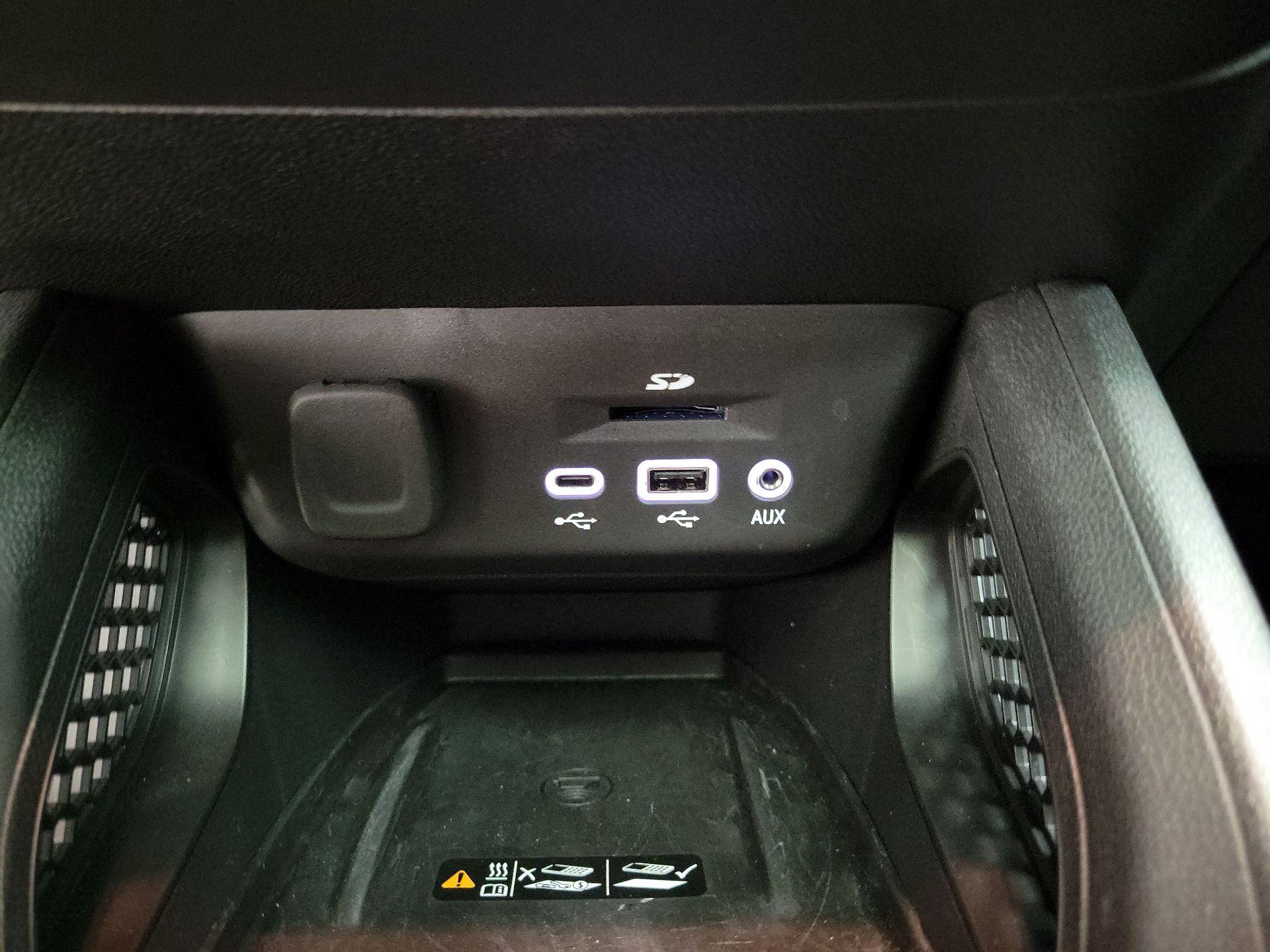 Thumbnail: 2023 Chevrolet TrailBlazer - 19