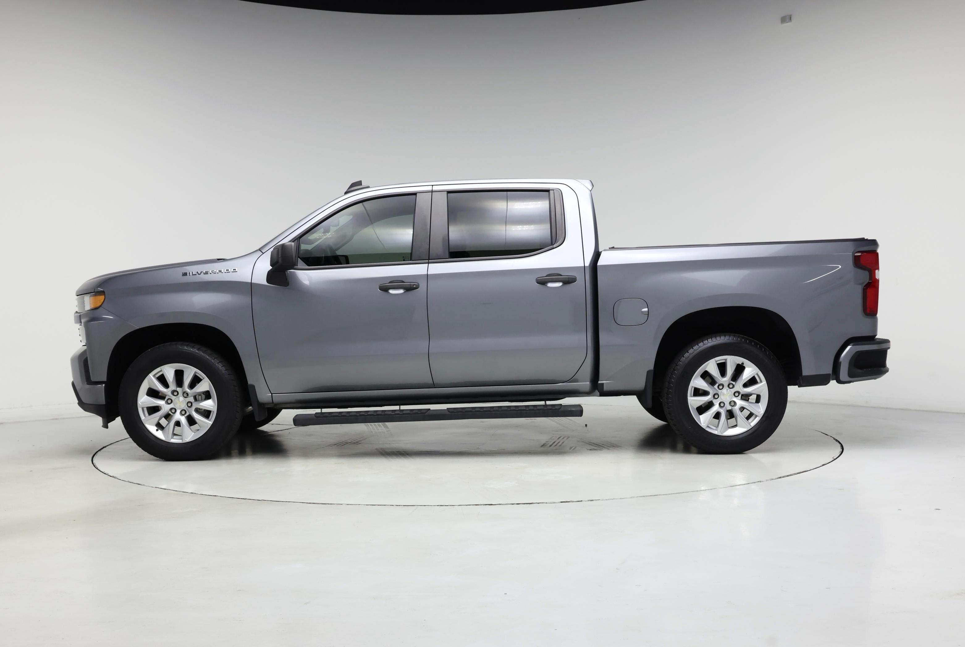 Thumbnail: 2021 Chevrolet Silverado 1500 - 3