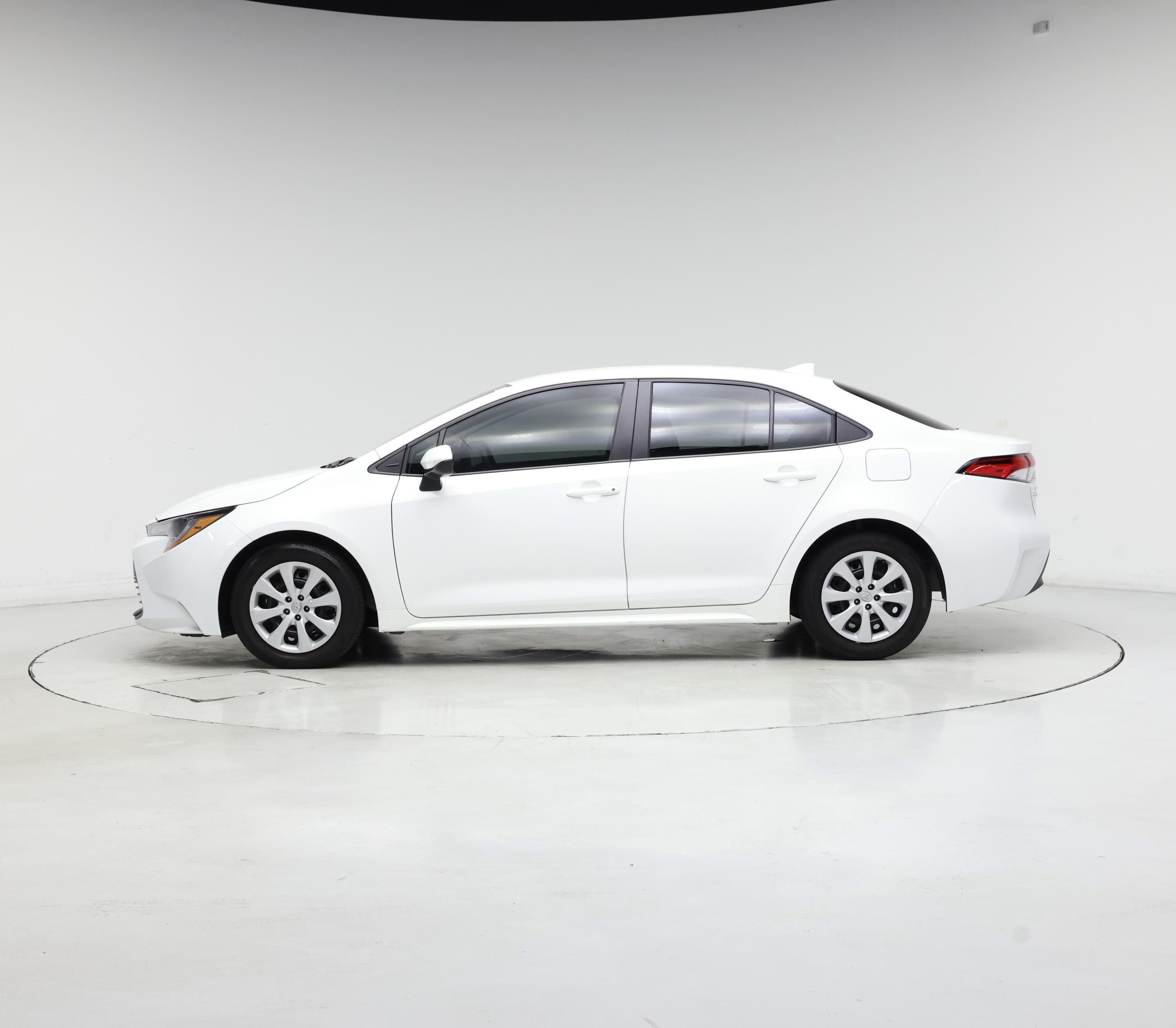 Thumbnail: 2024 Toyota Corolla - 3