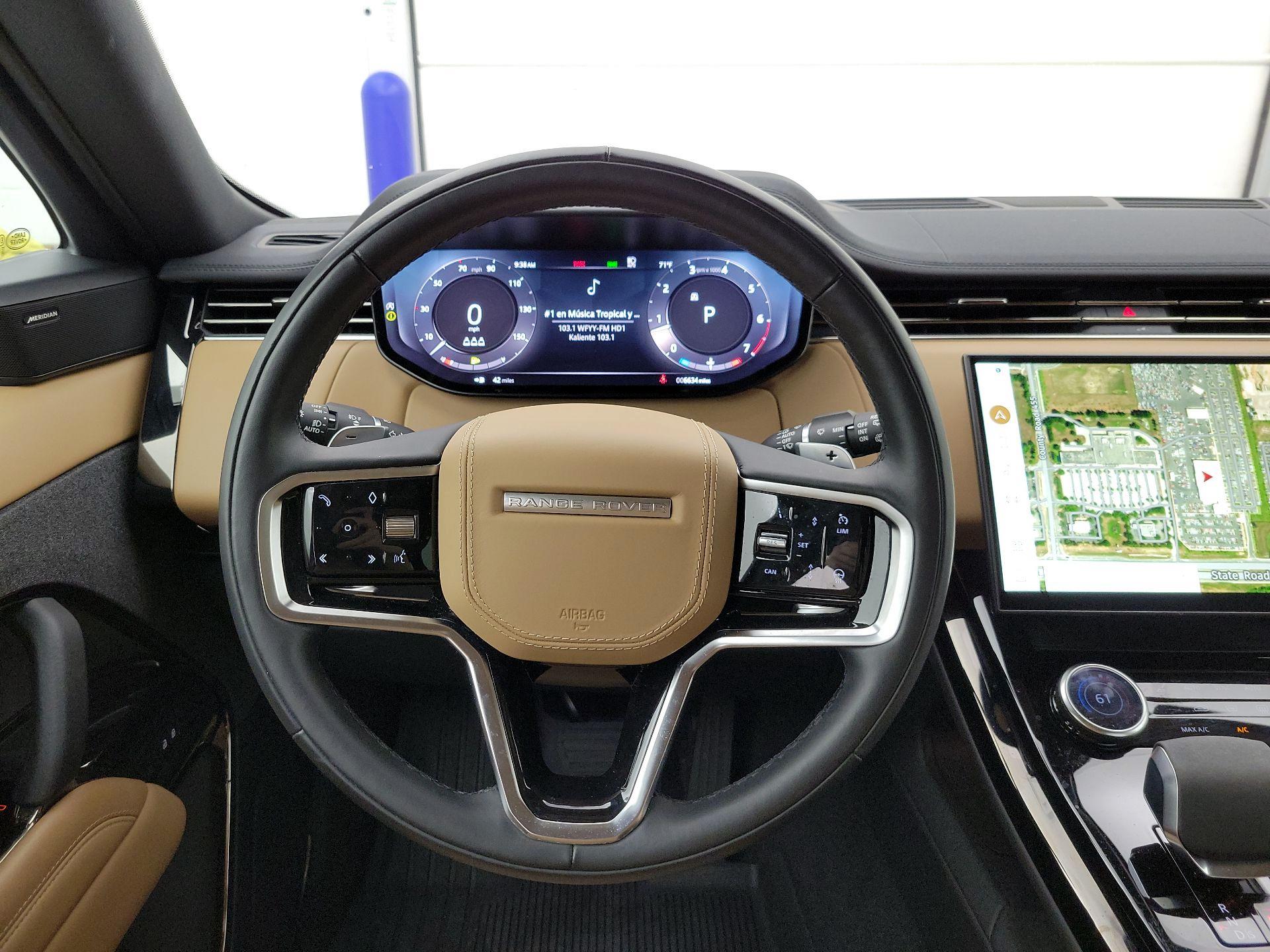 Thumbnail: 2023 Land Rover Range Rover Sport - 10