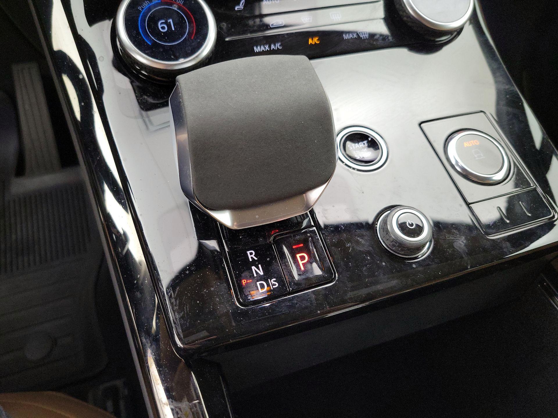 Thumbnail: 2023 Land Rover Range Rover Sport - 18