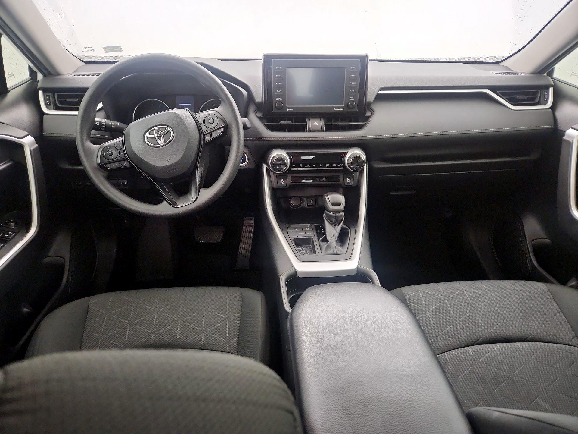 Thumbnail: 2021 Toyota RAV4 - 9