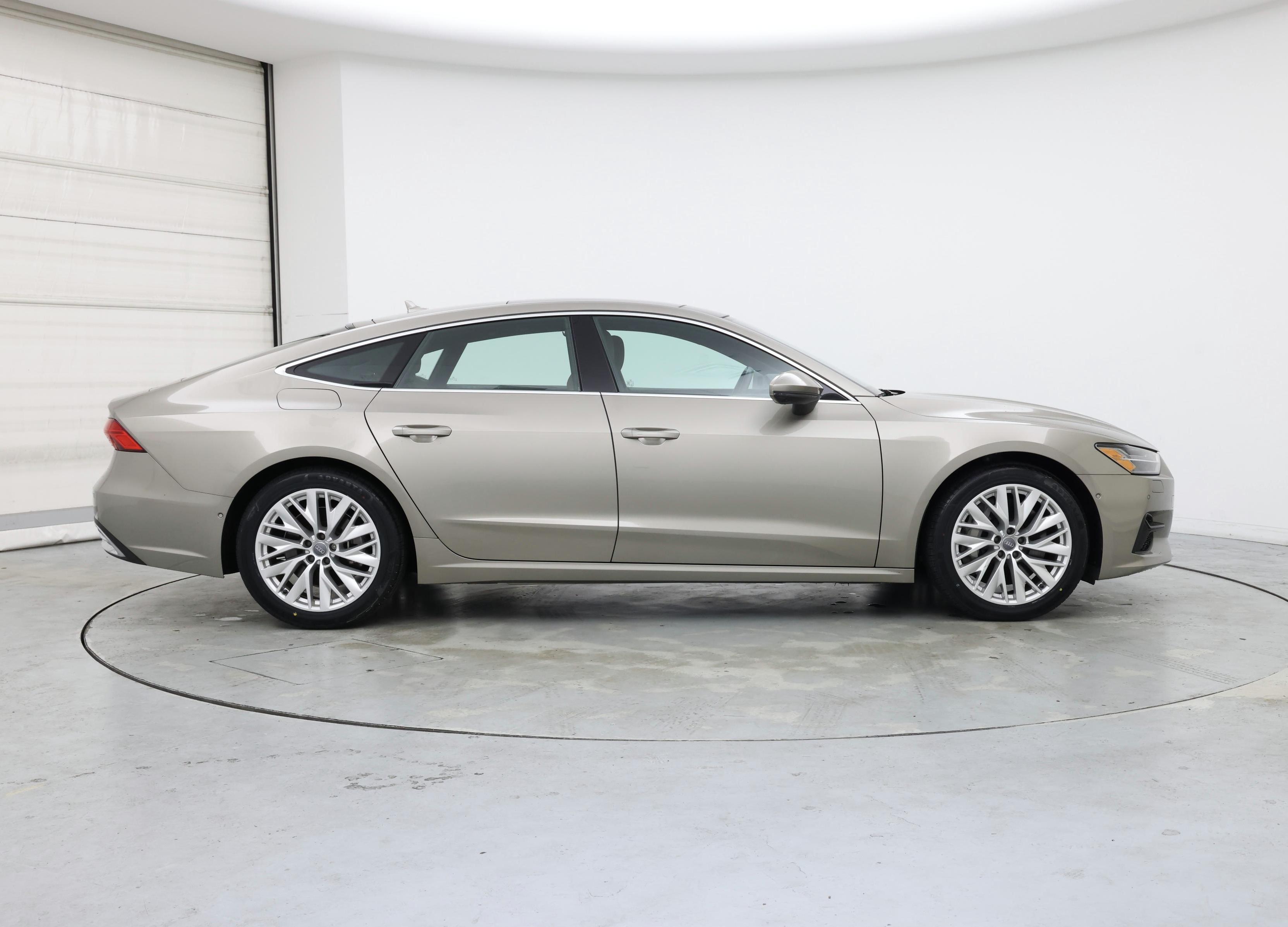 Thumbnail: 2020 Audi A7 - 7