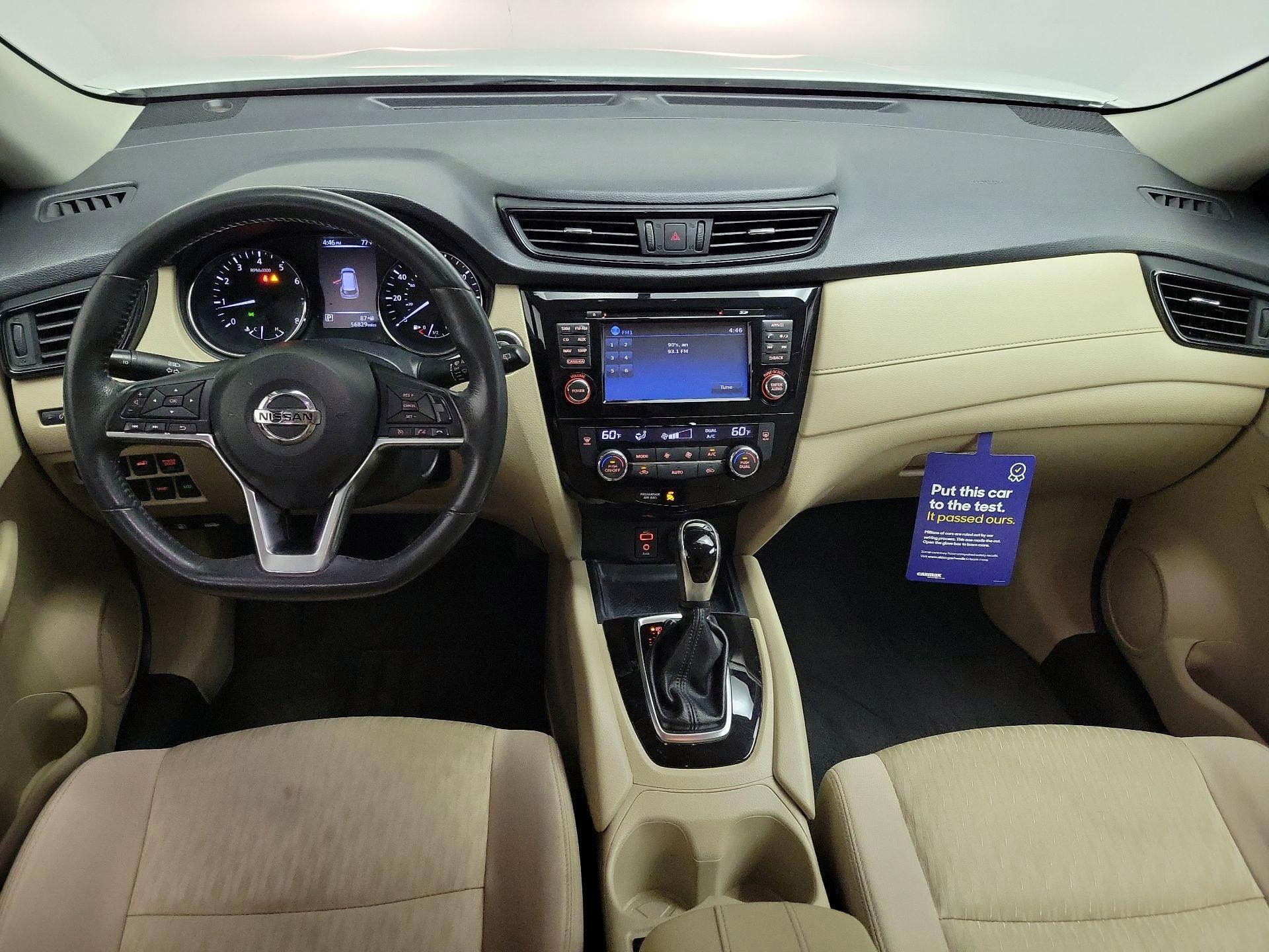 Thumbnail: 2017 Nissan Rogue - 9