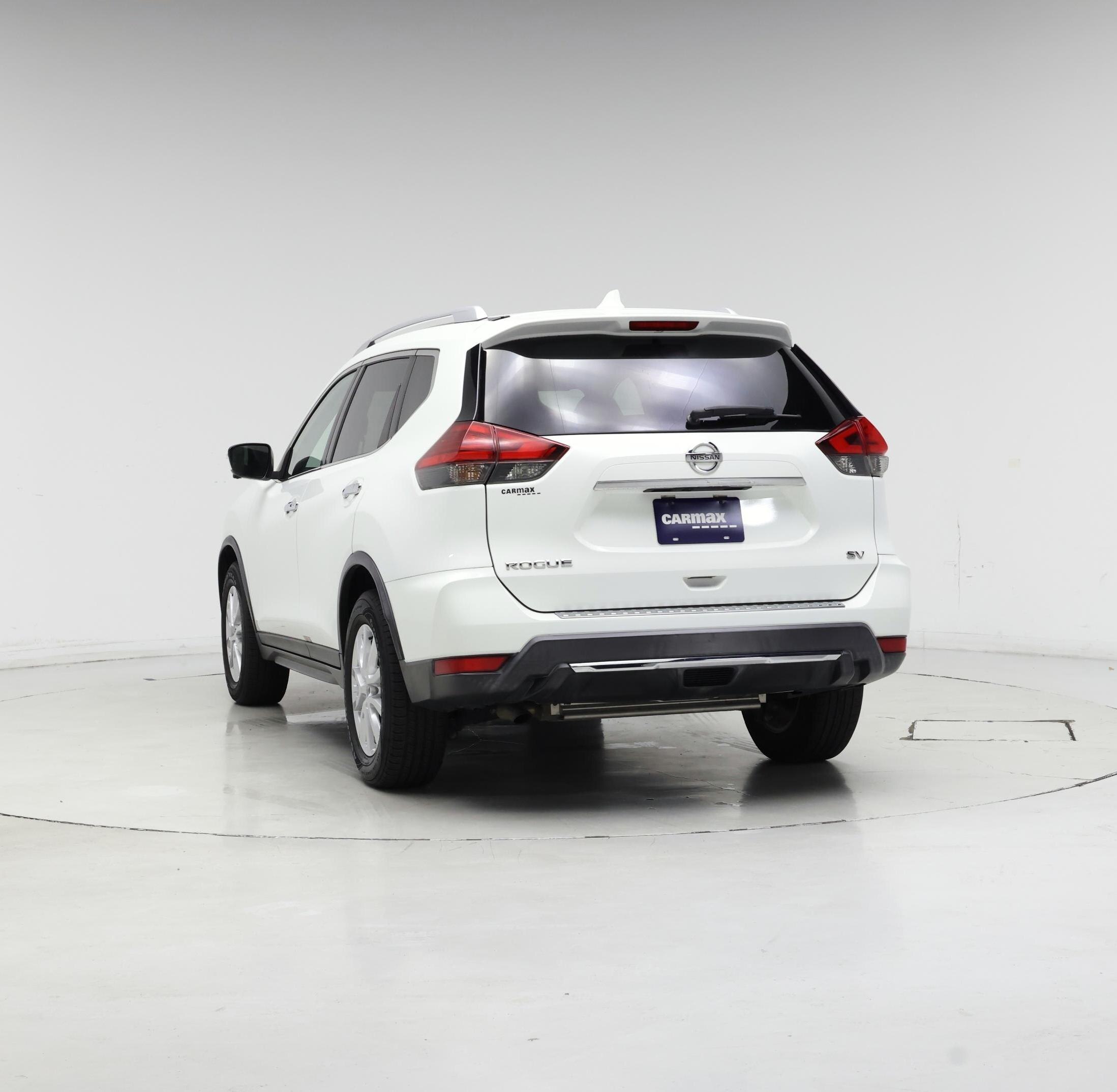 Thumbnail: 2017 Nissan Rogue - 6