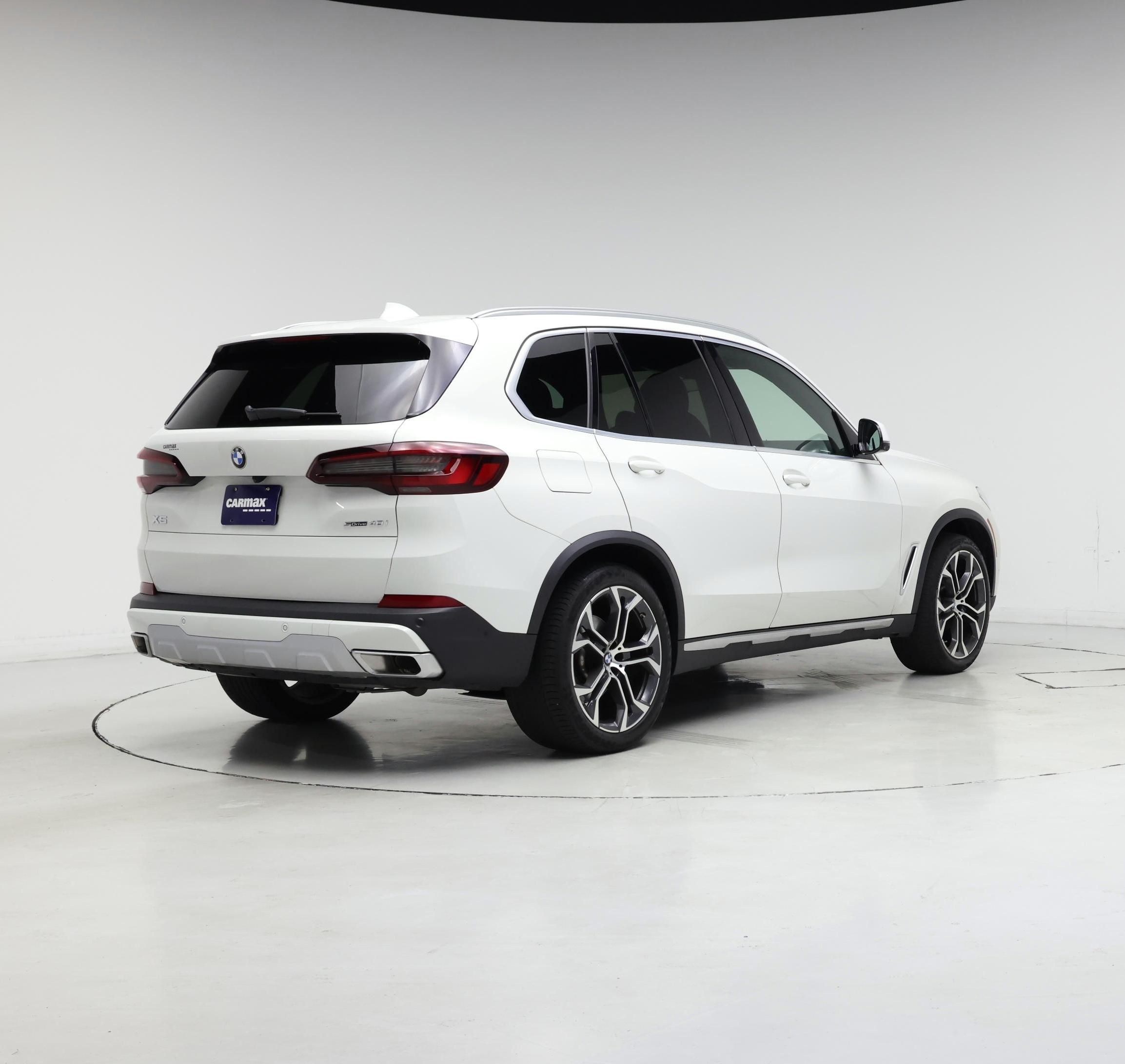 Thumbnail: 2023 BMW X5 - 8