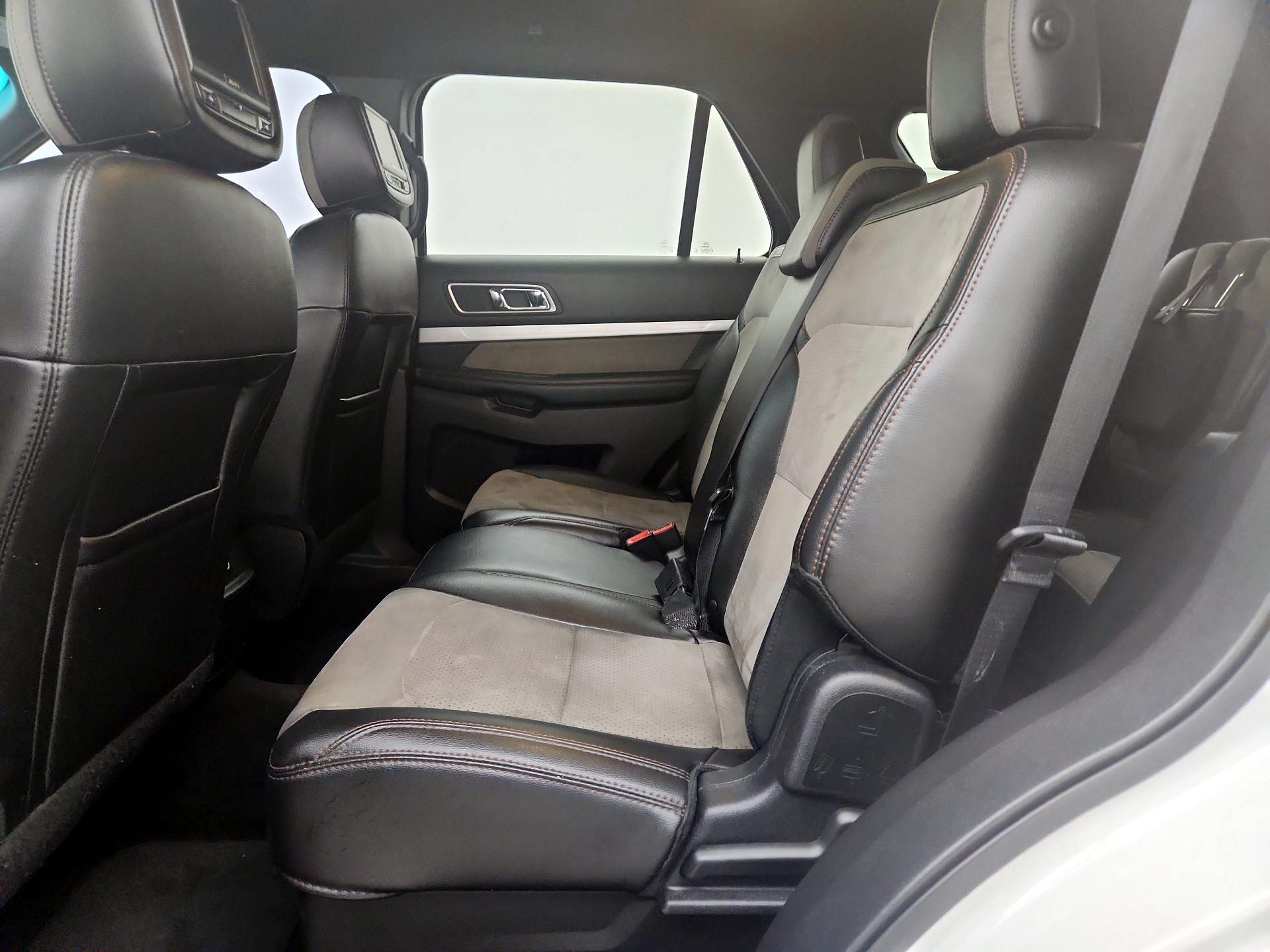 Thumbnail: 2017 Ford Explorer - 20